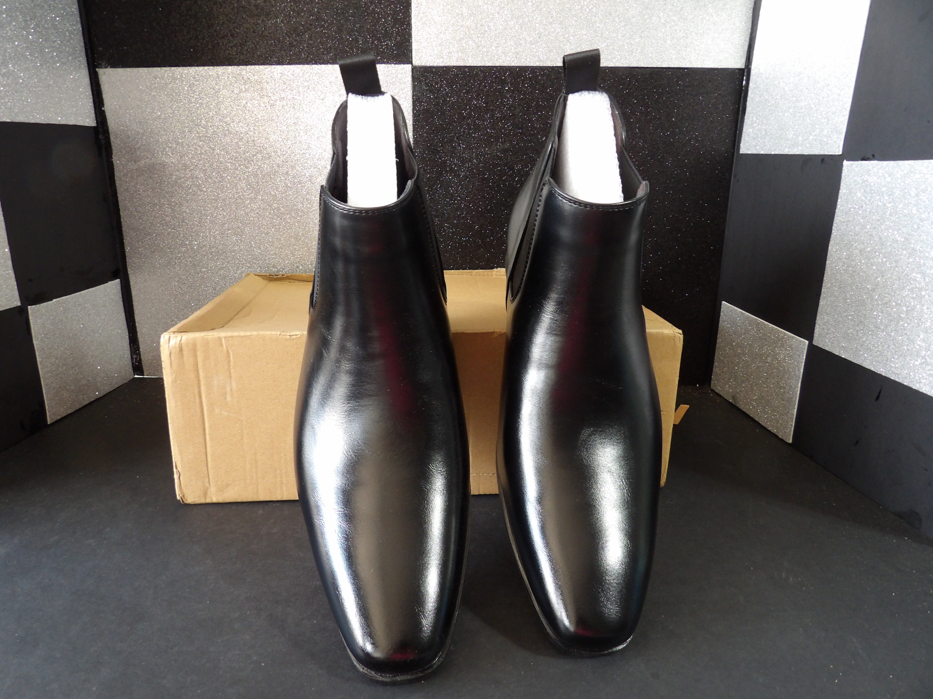Chelsea Dress Boots – Black (Men's US Size 9)