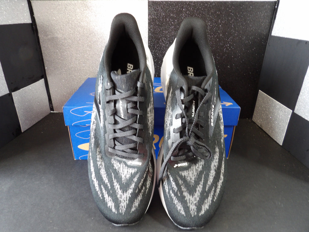 Brooks Launch 11 Road Running Shoes – Black/White (Size US Men's 11.5)