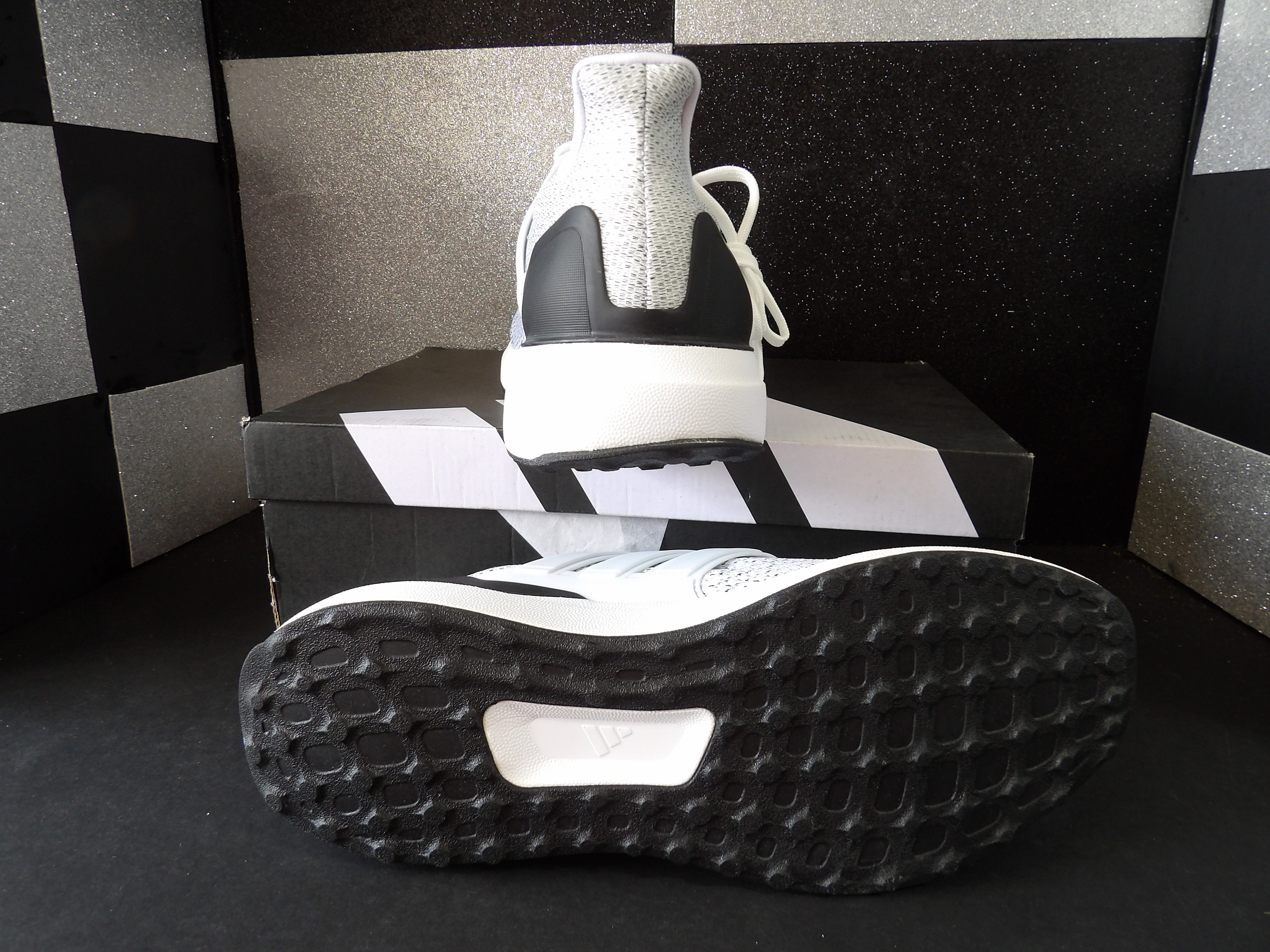 Adidas Ultra Dream DNA – White/Grey/Black (Size US Men's 9.5)