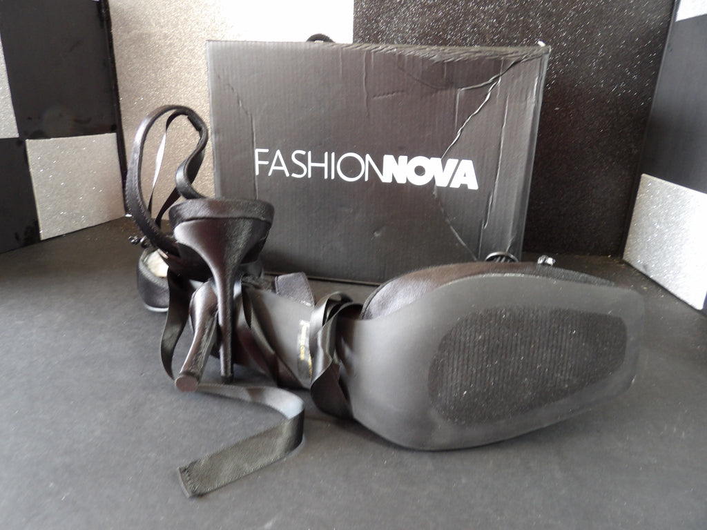 Fashion Nova Isabellio Satin Ballet Flats – Black (Size US Women's 9)