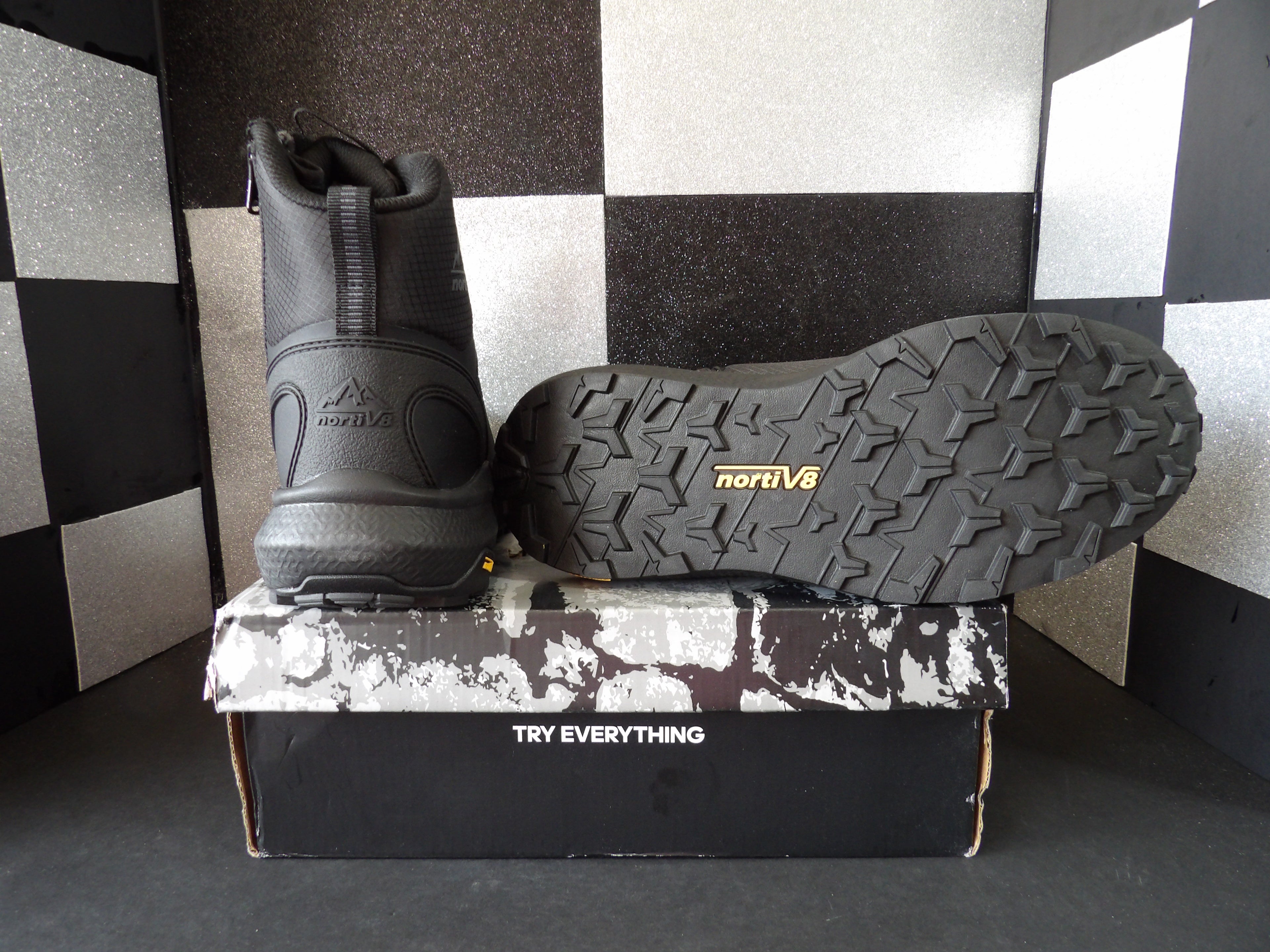 NORTIV 8 SNMT241M Tactical Military Boots – Black (Size US Men's 8)