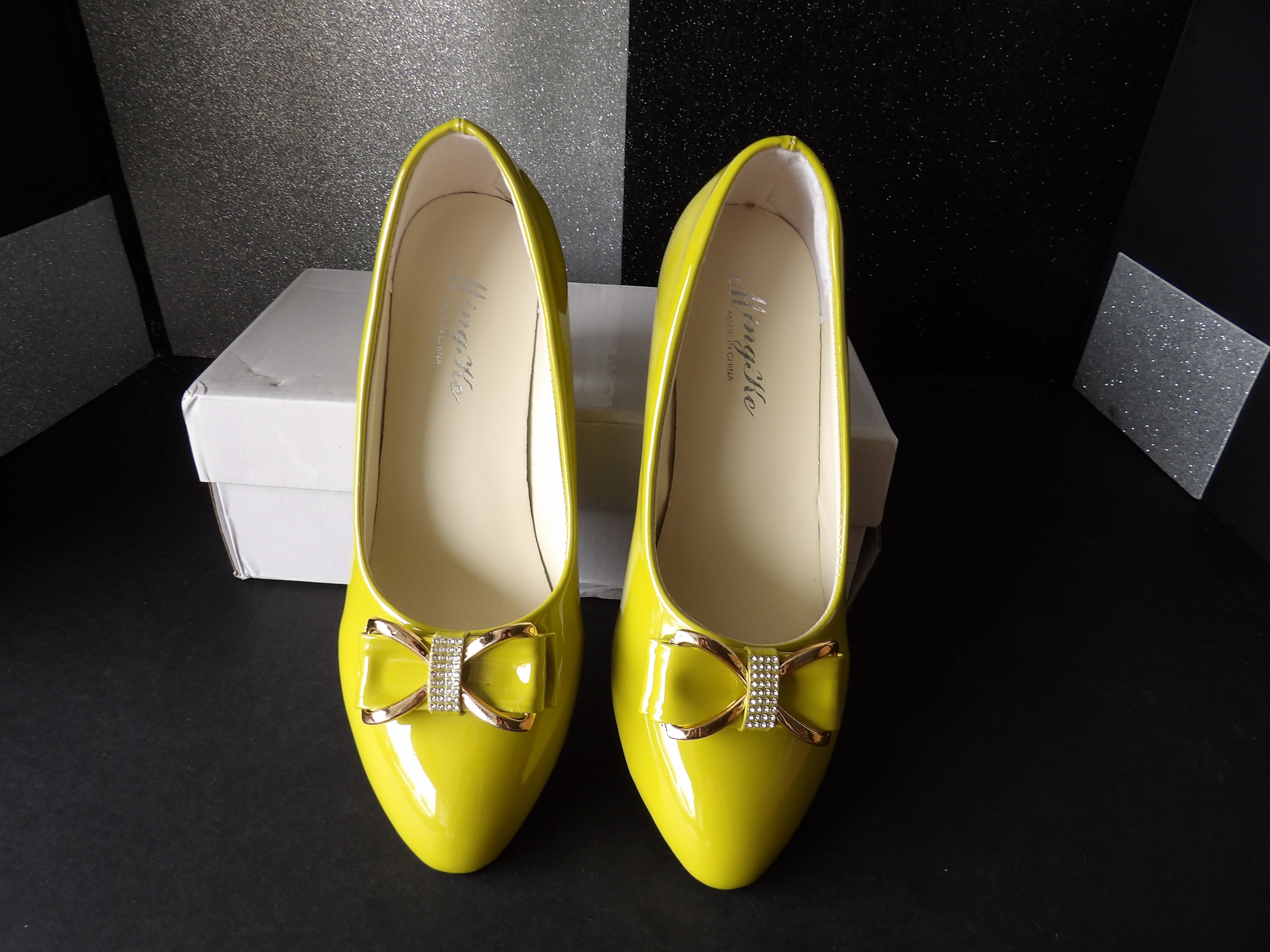 Mingke Patent Block Heel Pumps – Lime Green (Size US Women's 7)