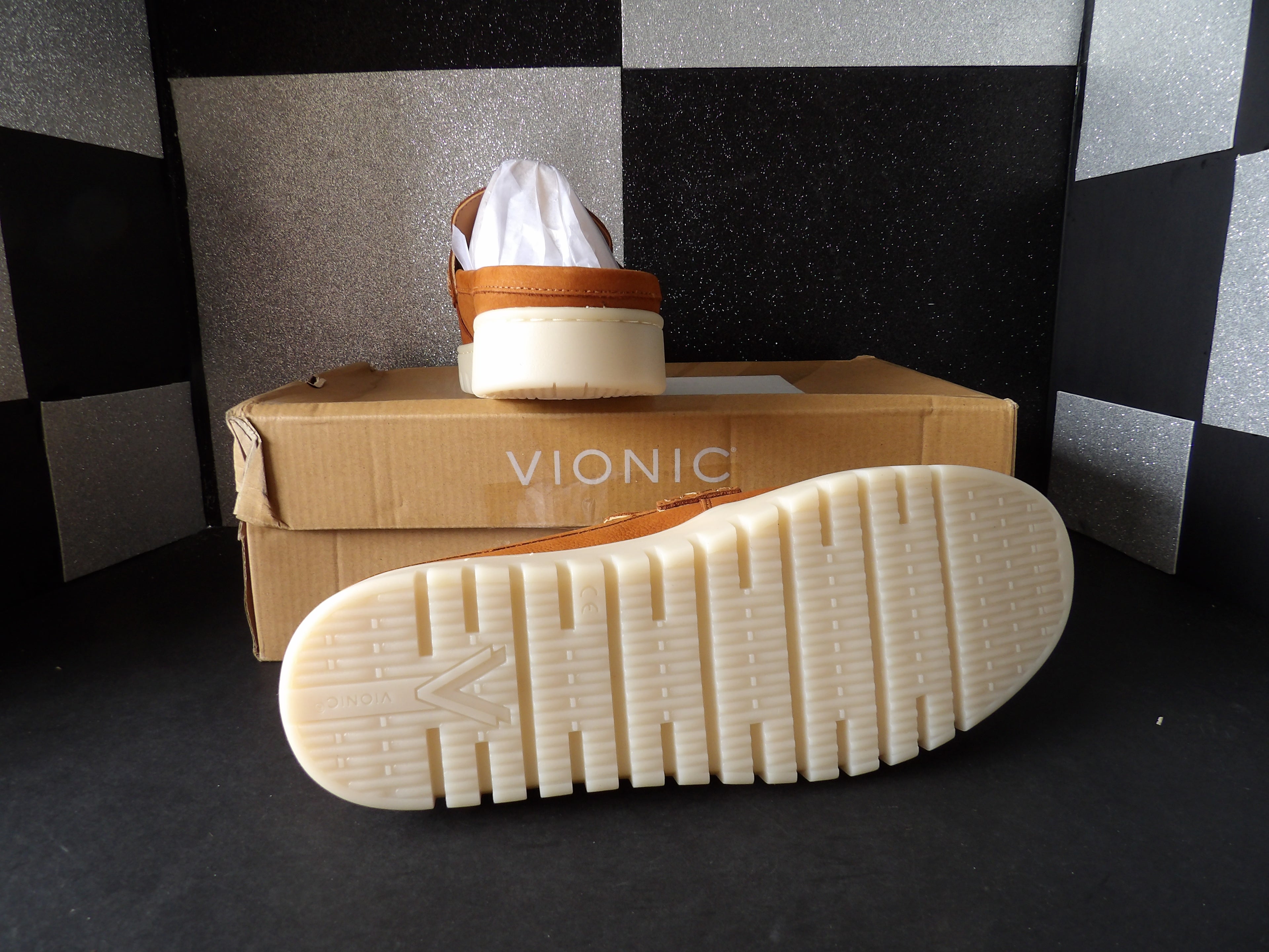 Vionic Uptown Mule Loafers – Cognac Leather (Size US Women's 10)
