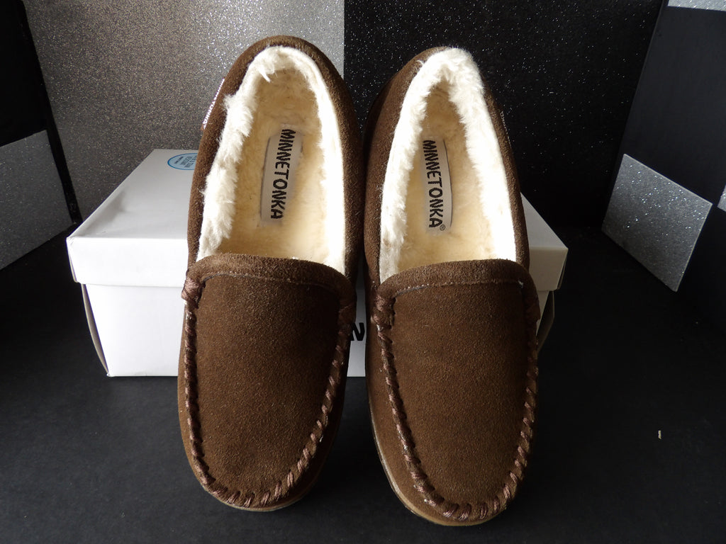 Minnetonka Tempe Moccasin Slippers – Chocolate Suede (Size US Women's 7M)