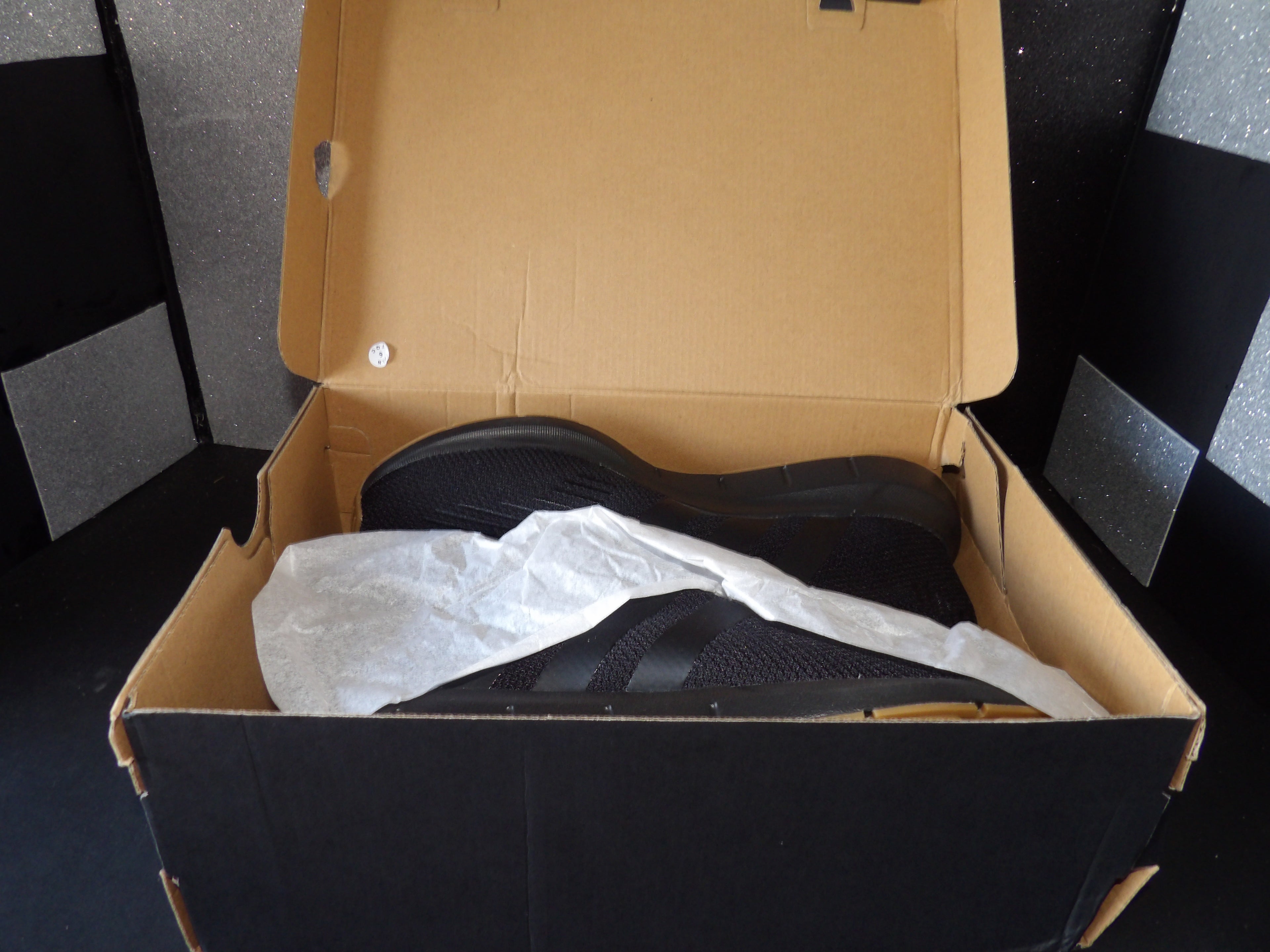 Adidas Swift Run 1.0 – Black (Size US Men's 11)