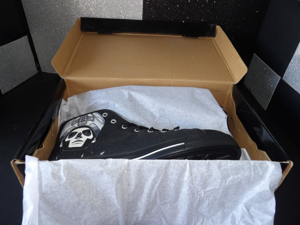 High Top Canvas Sneakers – Black (Size US Men's 9 EU 41)