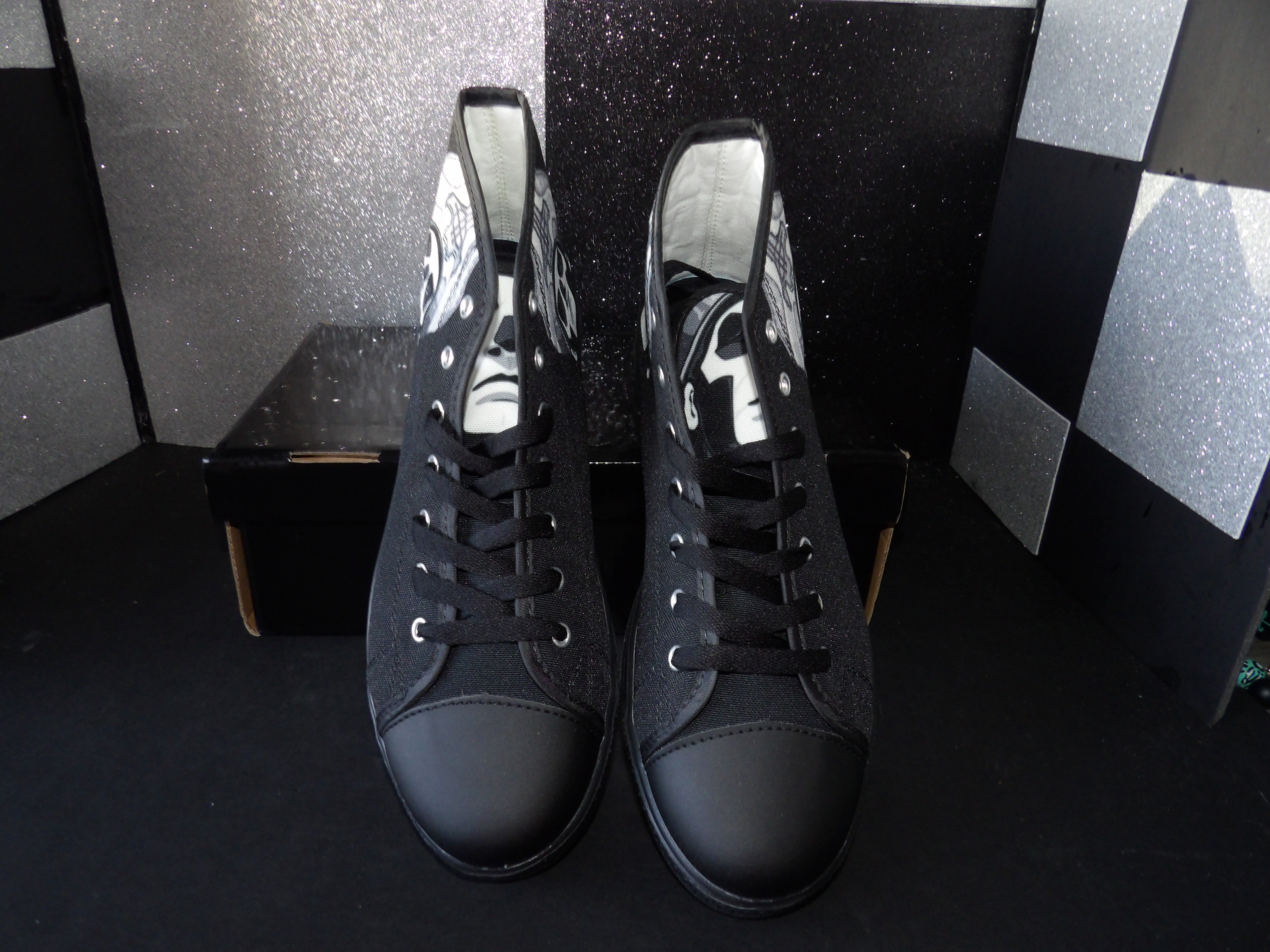 High Top Canvas Sneakers – Black (Size US Men's 9 EU 41)
