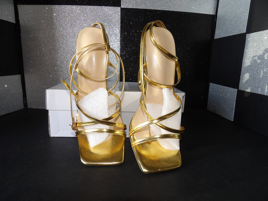Namnimian Metallic Strappy Sculptural Heel Sandals – Gold (Size US Women's 7.5)
