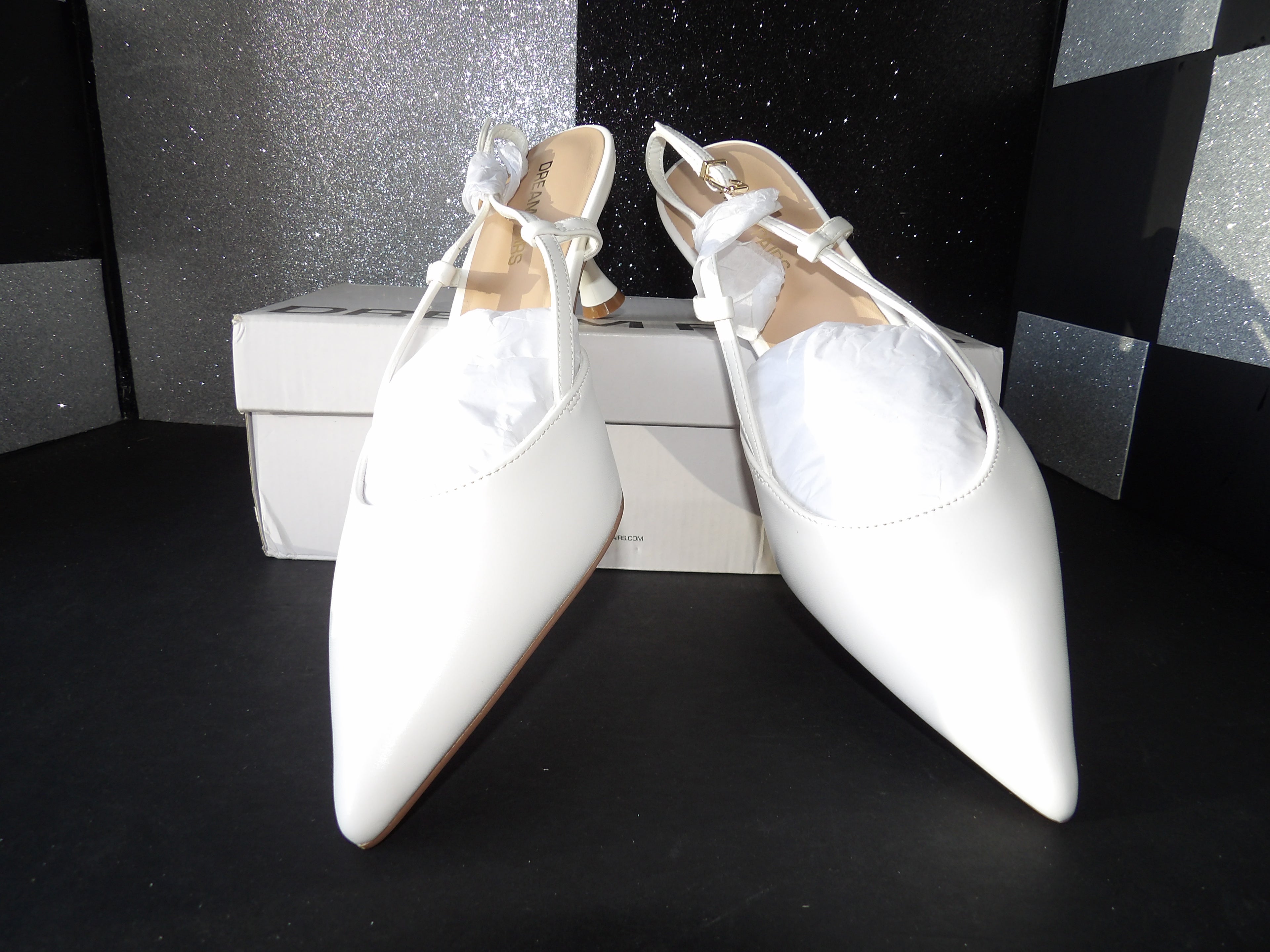 Dream Pairs Slingback Kitten Heel Pumps – White (Size US Women's 11)