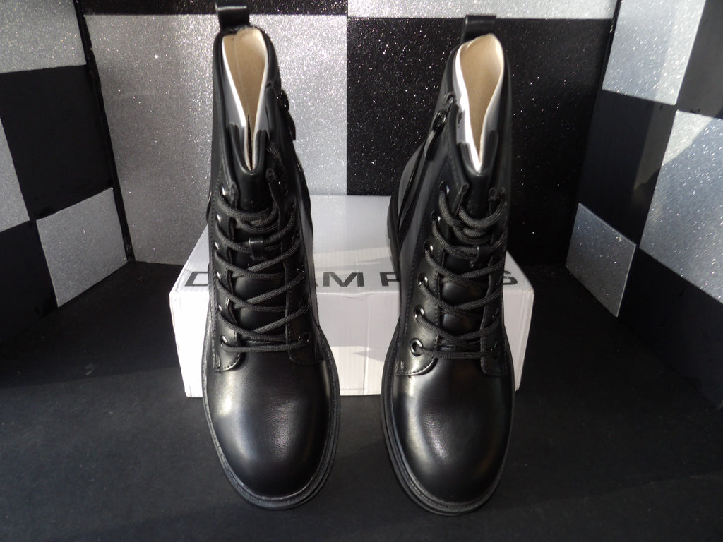 Dream Pairs Lace-Up Combat Boots – Black (Size US Women's 7.5)