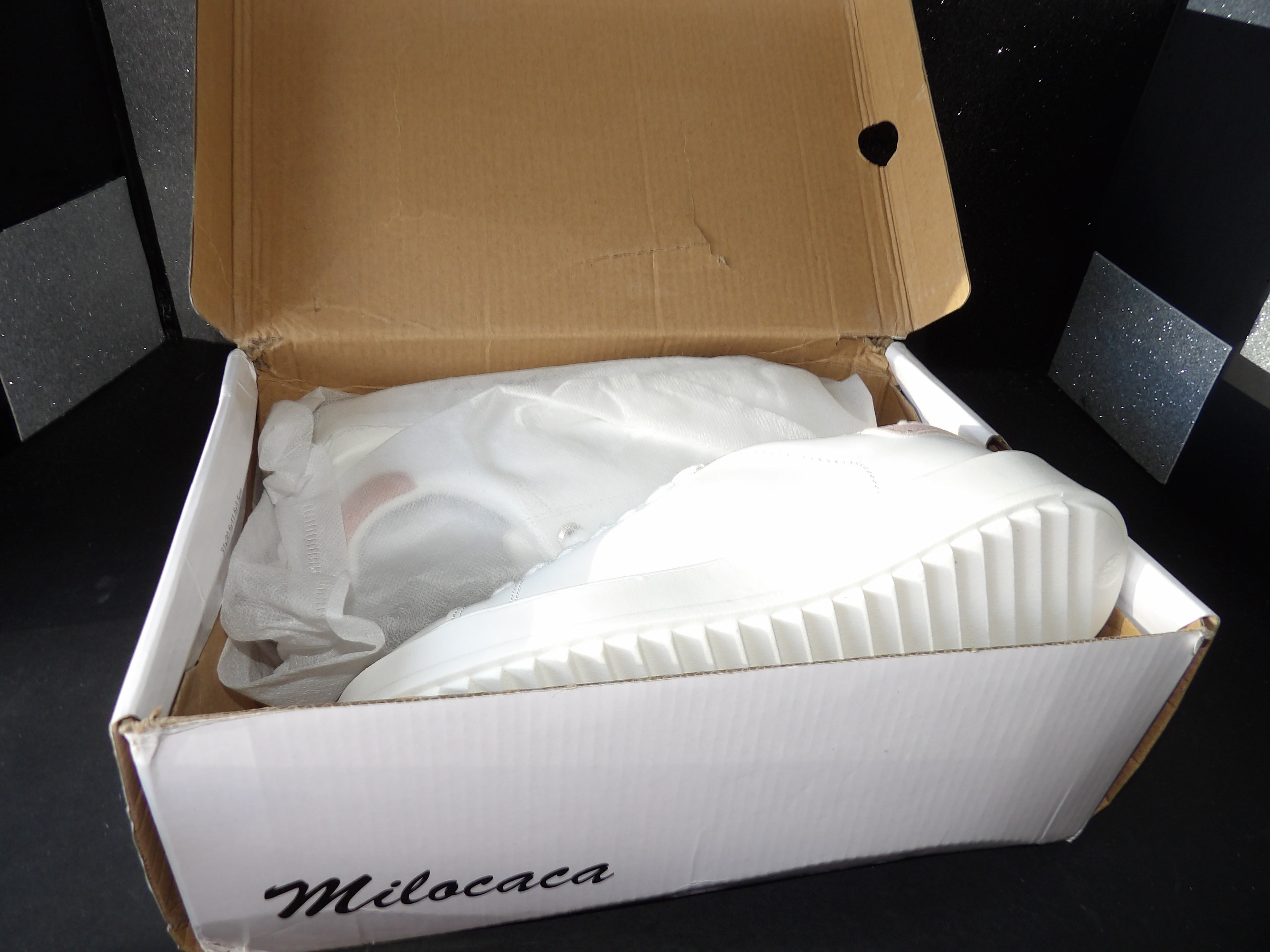 MILACACA MC-2002 Platform Sneakers – White/Pink (Size US Women's 7.5)