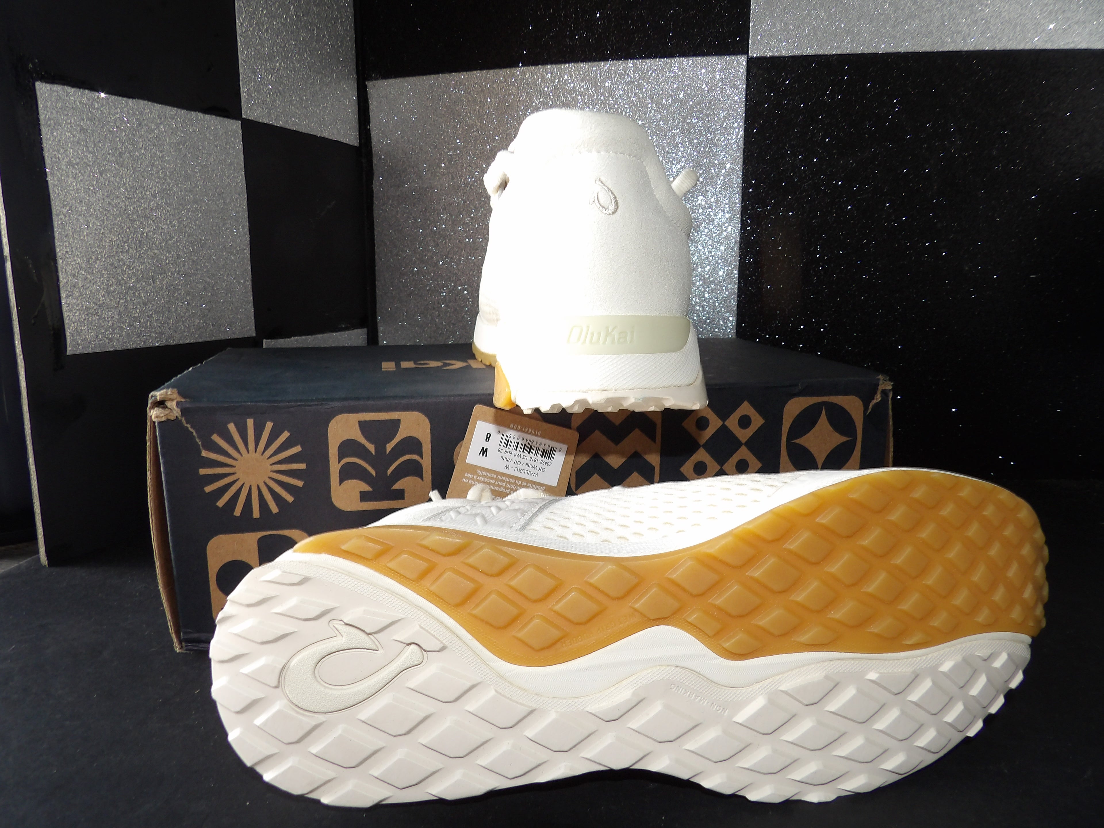 Olukai Wailuku Sneakers- White (US Women's 8)