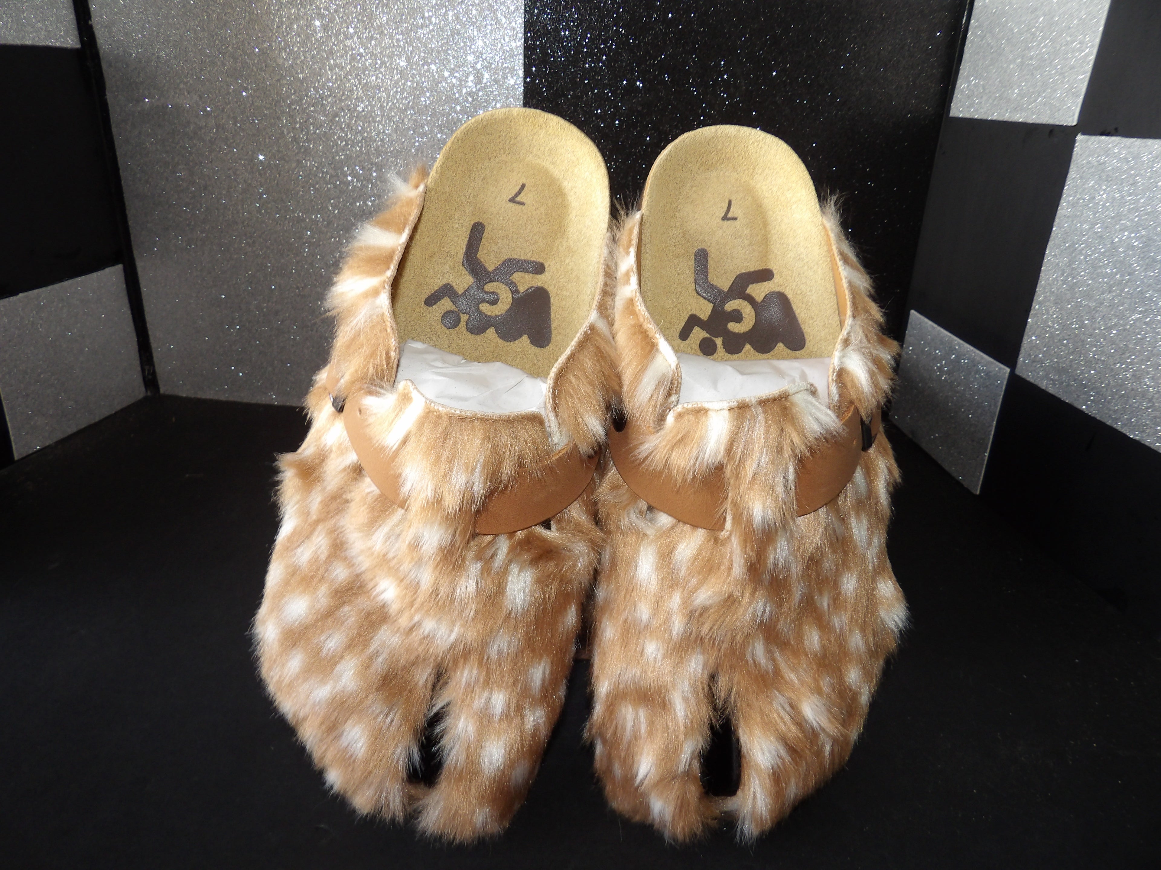 Worst Case Deer Clogs (US Women's 7)