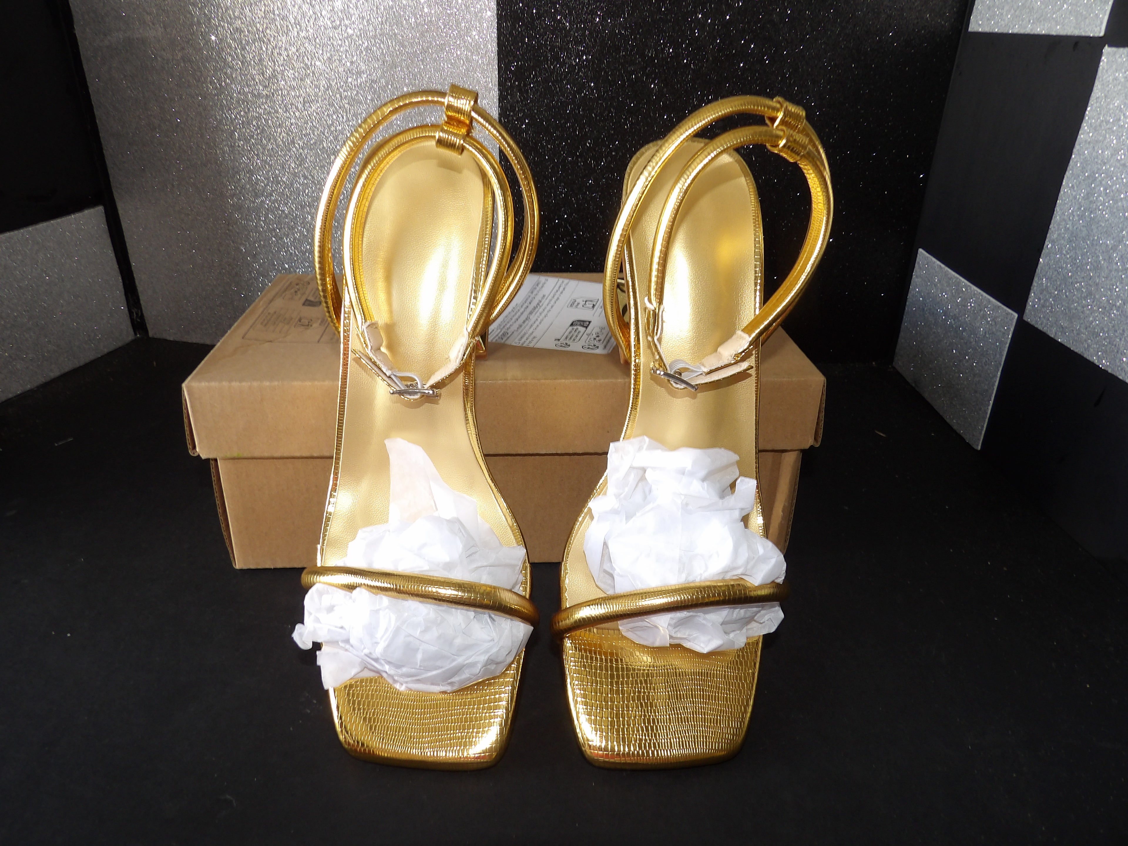 Fashion Heels- Gold (US Womens 5.5)