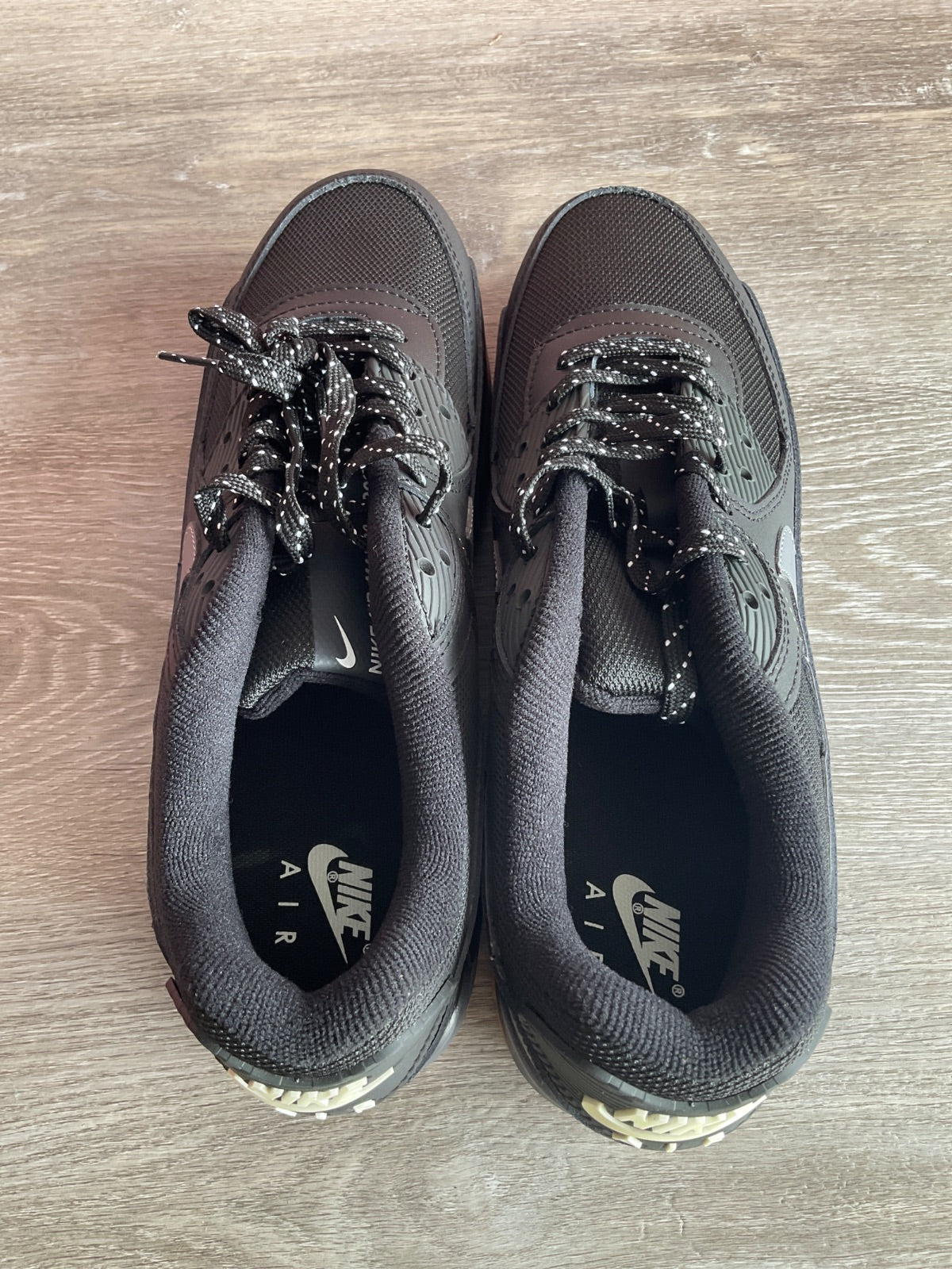 Nike Air Air Max 90 (Size M12)