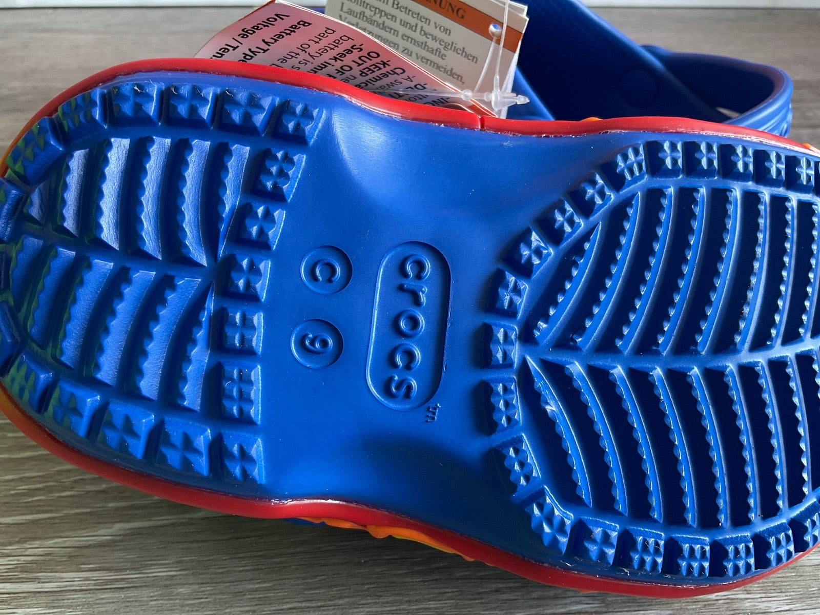 Crocs Lam Dragon Lights (Size 9 Toddler)