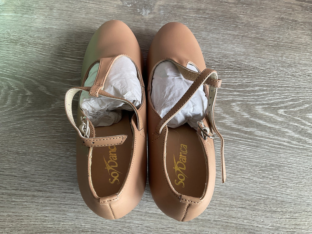 So Dance T-Strap Tap Shoe (Size W8.5)