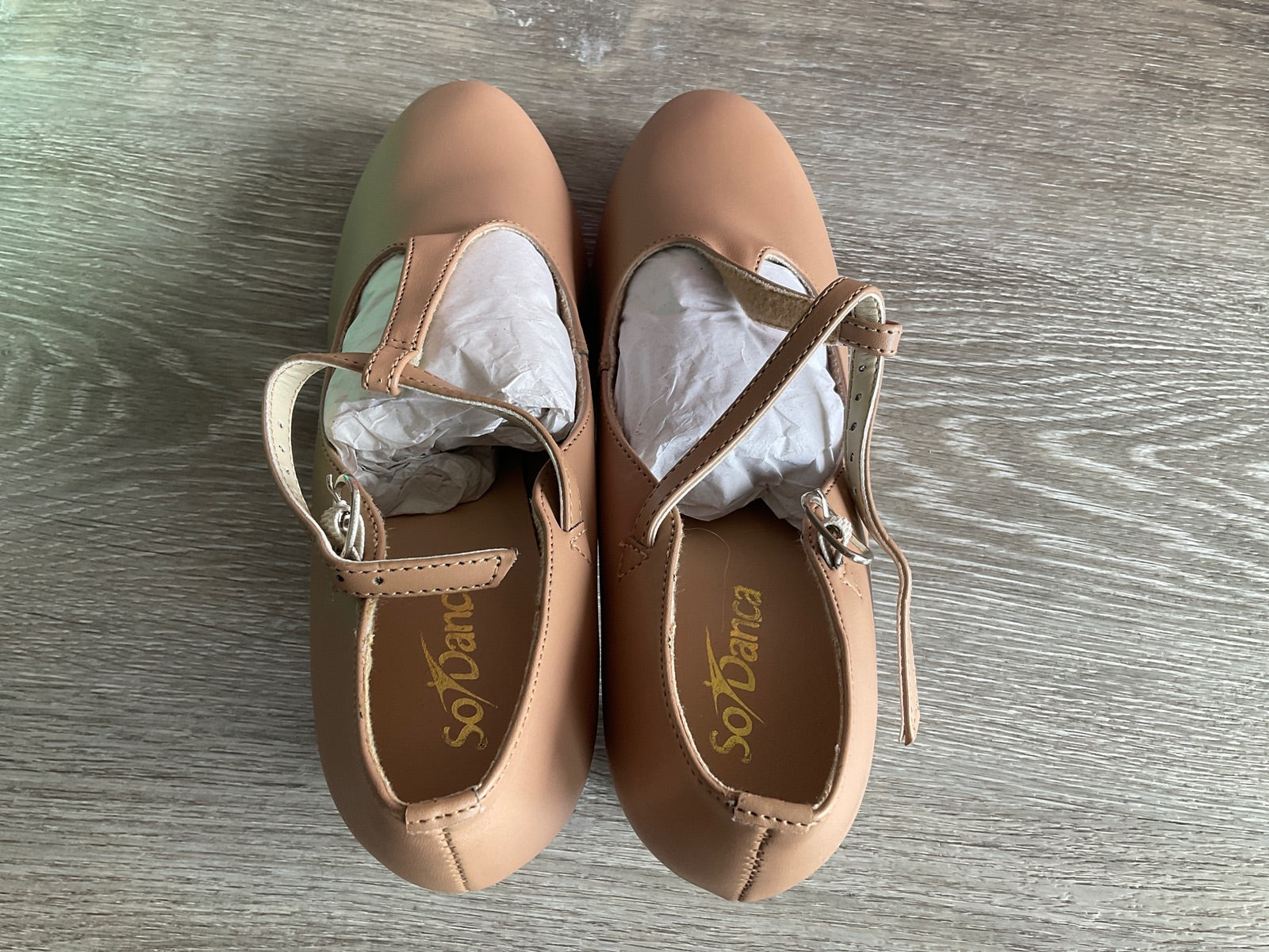 So Dance T-Strap Tap Shoe (Size W8.5)