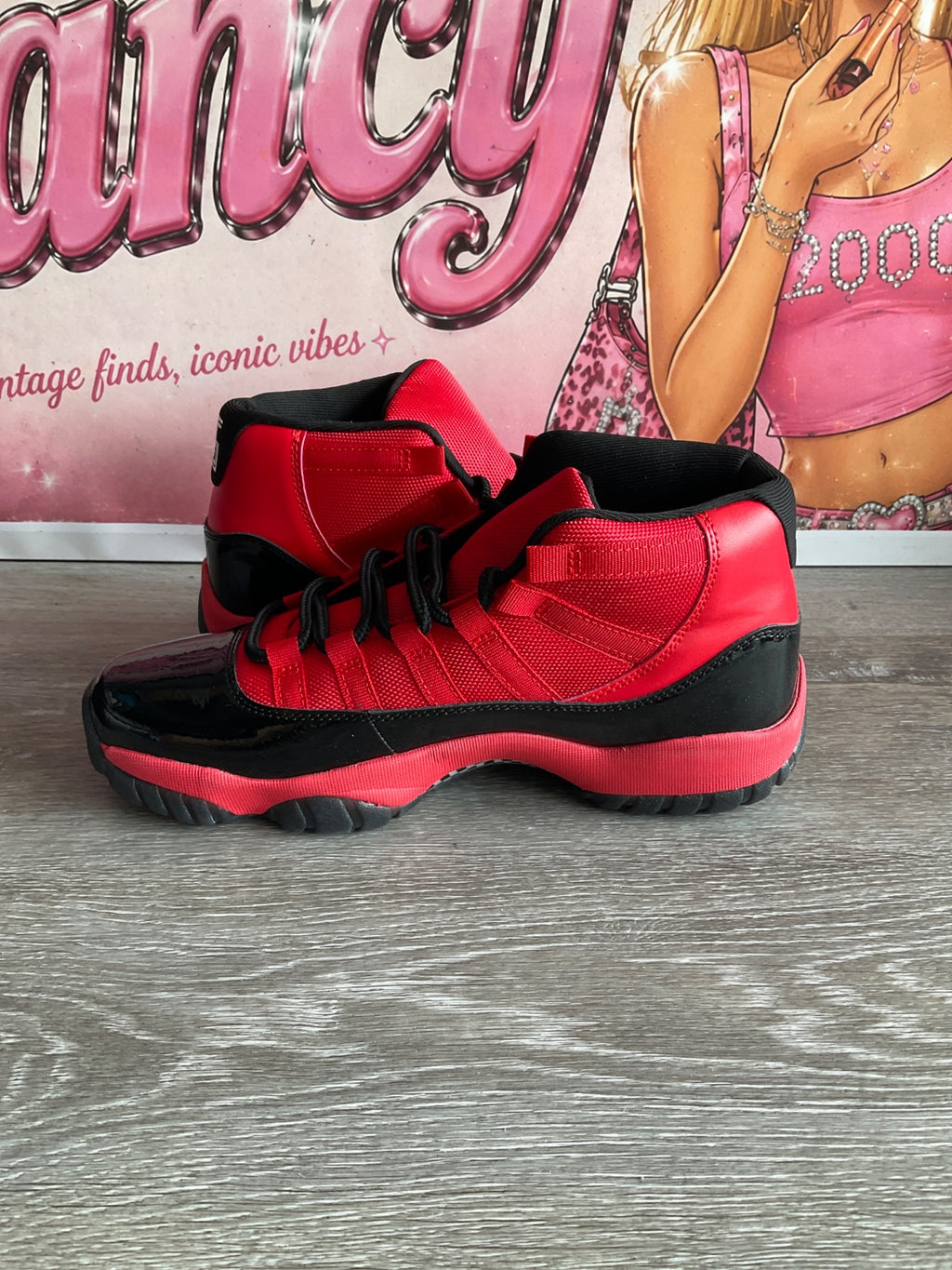 Jordan 11 Retro (Size M10)