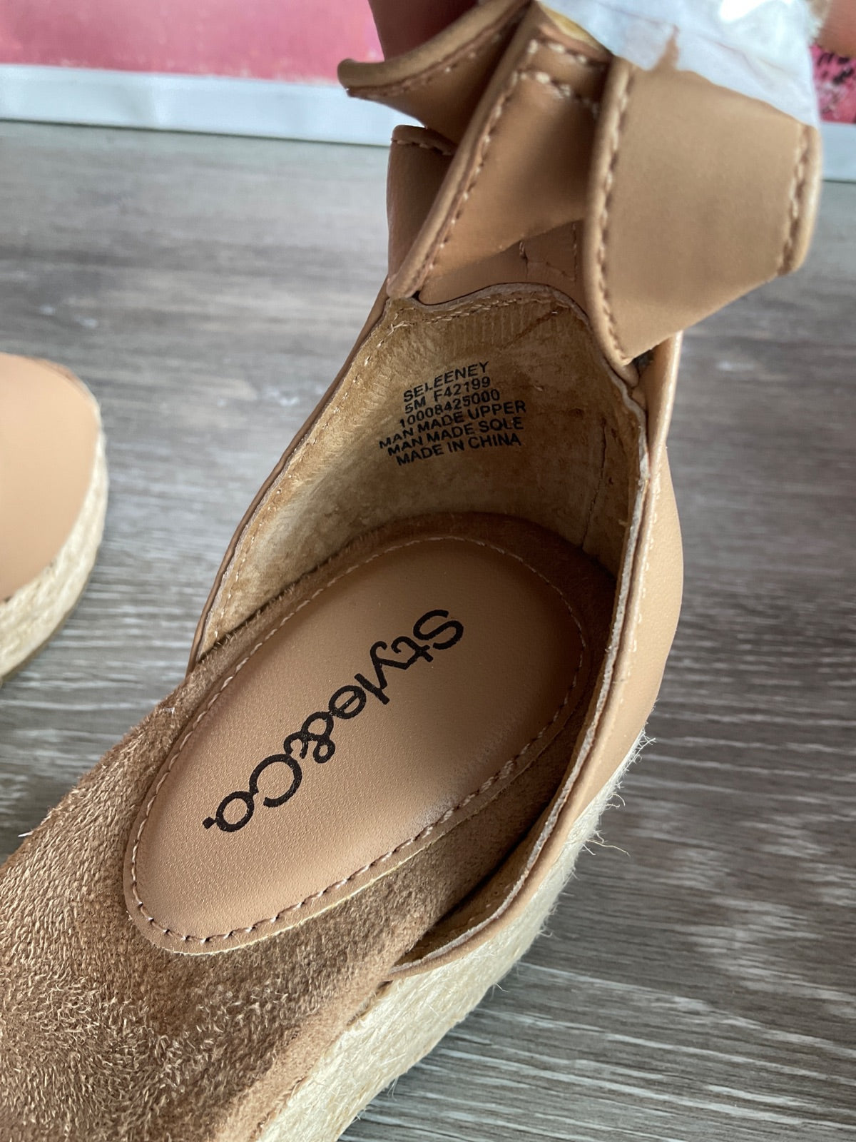 Style&Co Seleeney (Size W5)