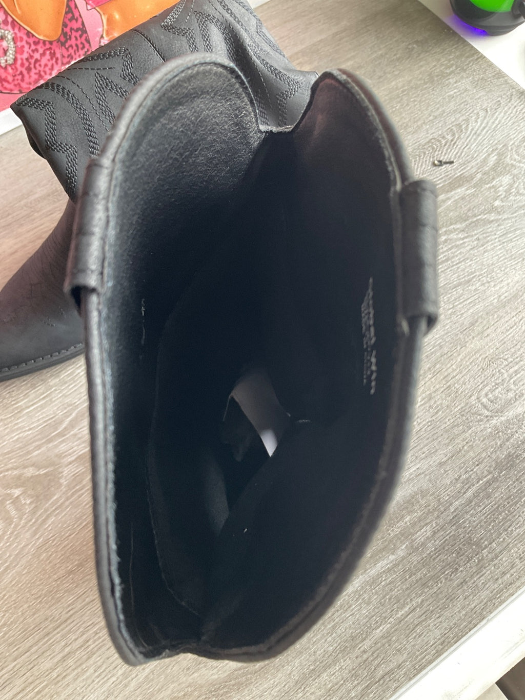 Globalwin Black Boot (Size W11)