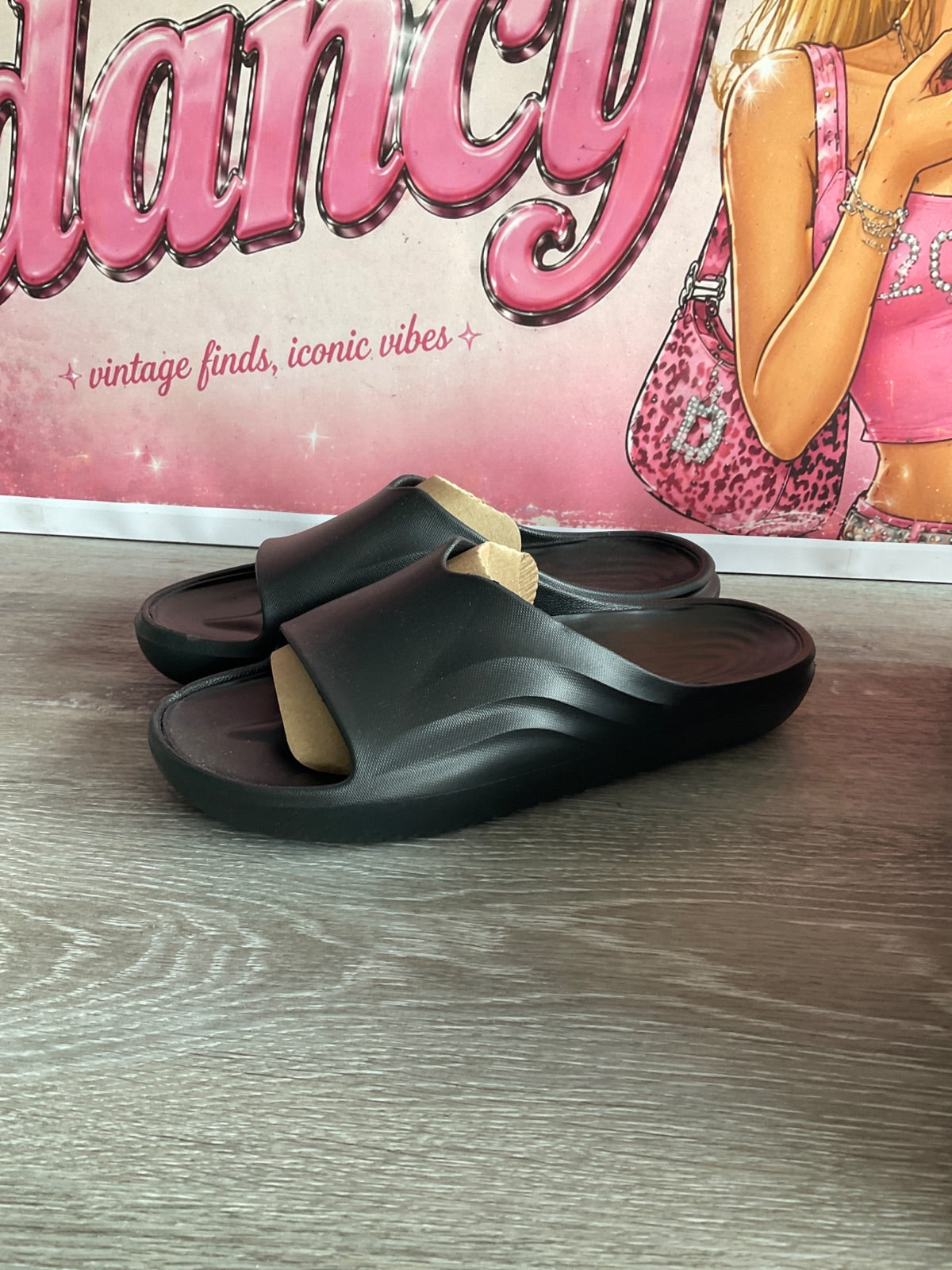 Stand+ Onyx Sandals (Size M10 W12)