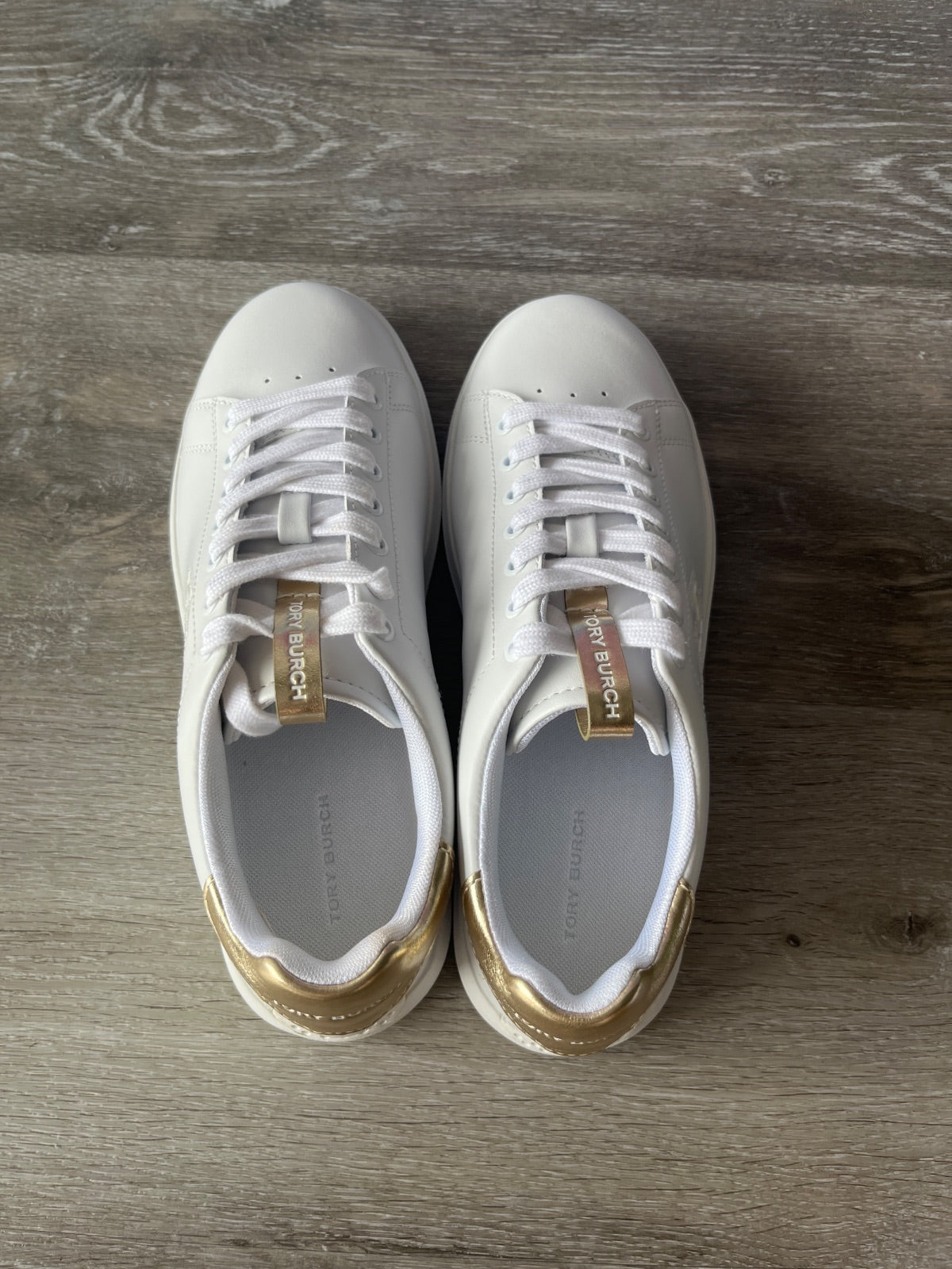 Tory Burch Double T Howell Court (Size M8)