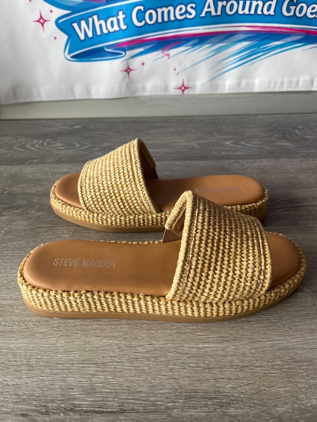 Steve Madden Boardwalk (Size 8.5)