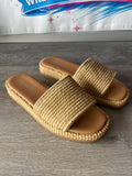 Steve Madden Boardwalk (Size 8.5)