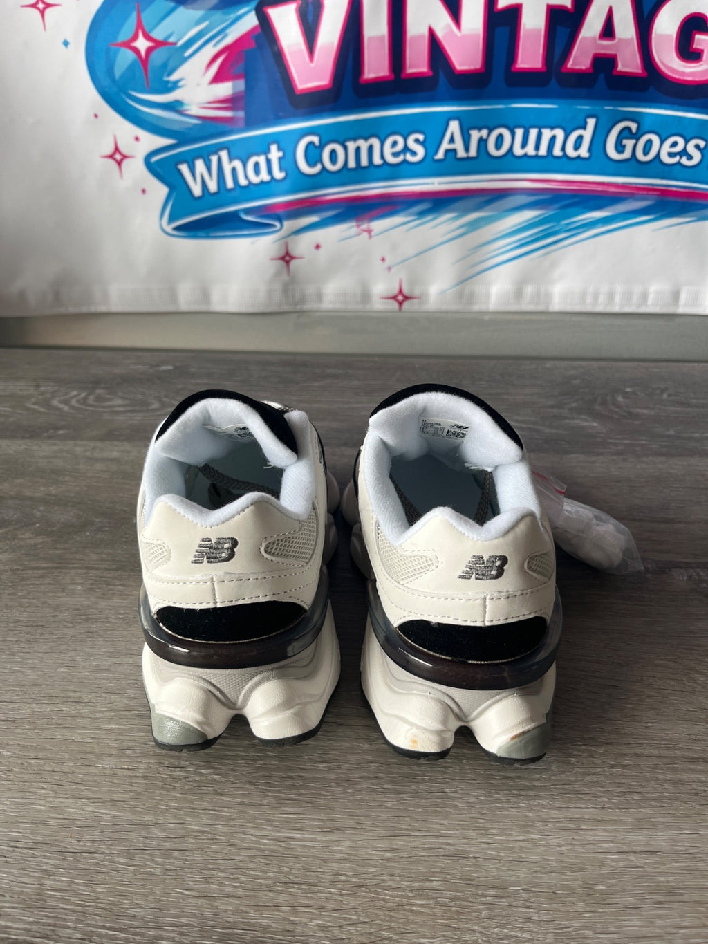 New Balance 9060 Sneakers (Size M3.5 W5)
