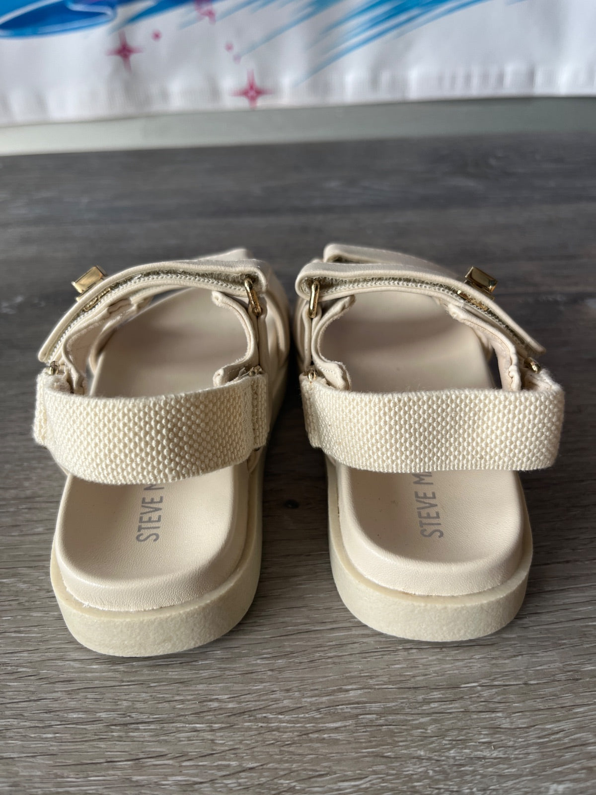 Steve Madden Sandal (Size W9)