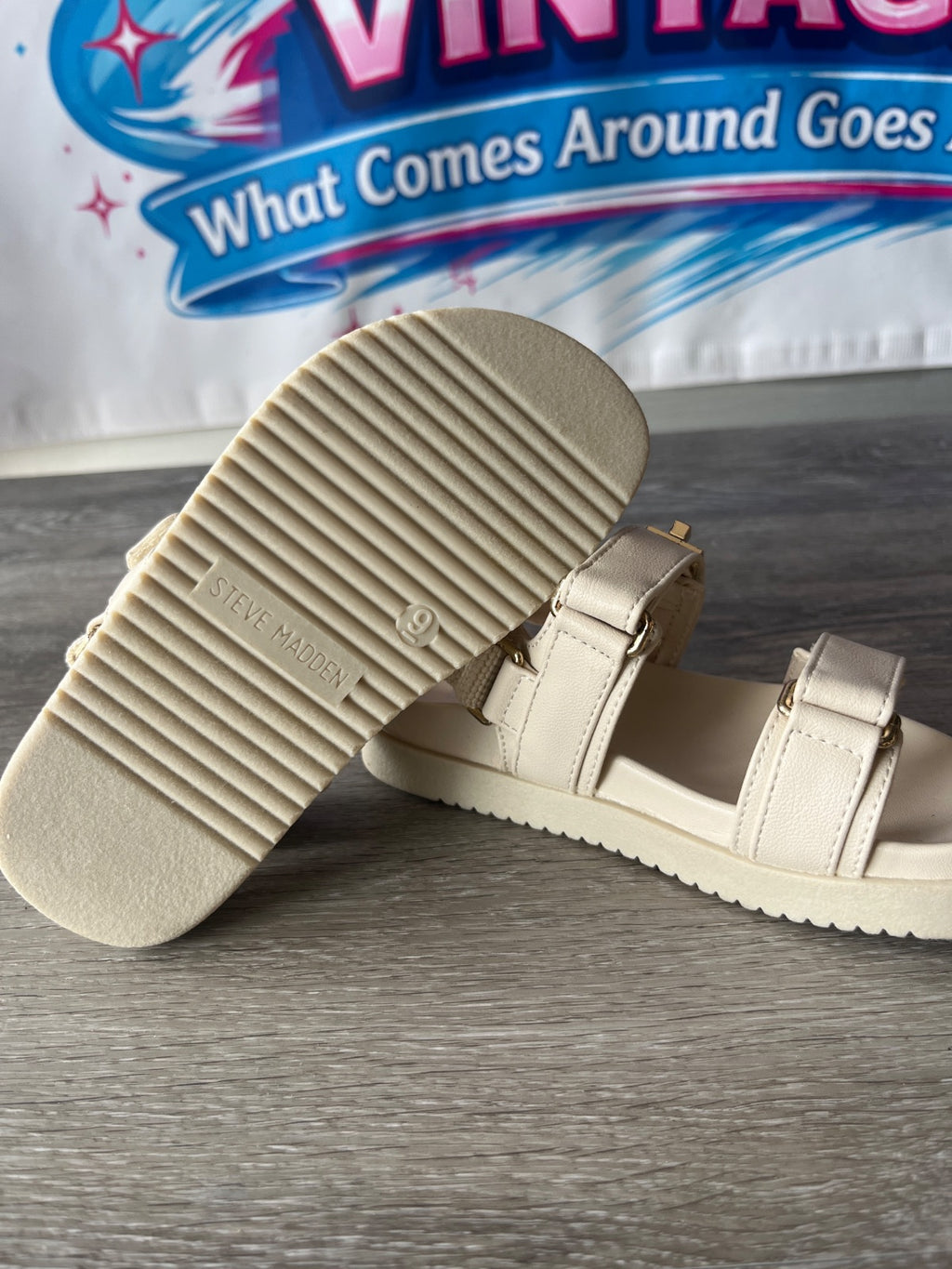 Steve Madden Sandal (Size W9)