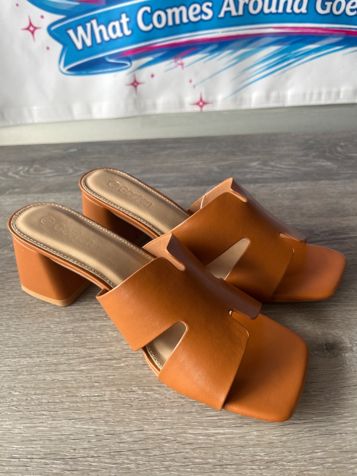 Gorfen Low Block Sandal (Size W8)