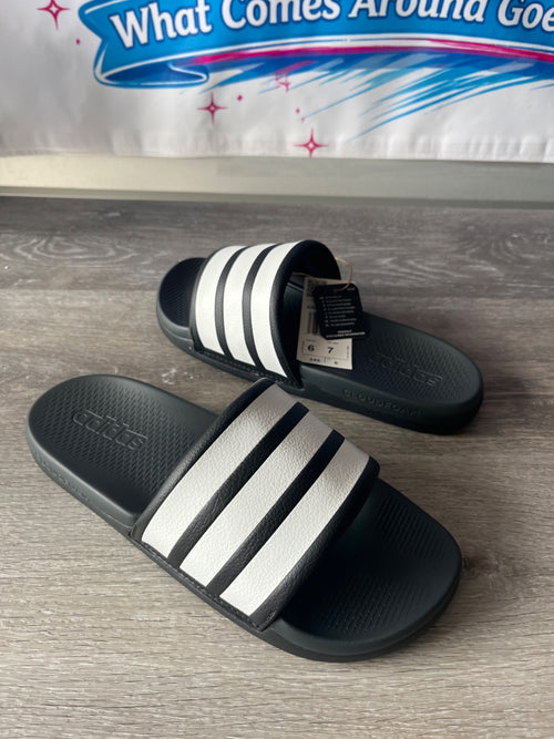 Adidas Adilette Comfort 2.0 (Size M6 W7)