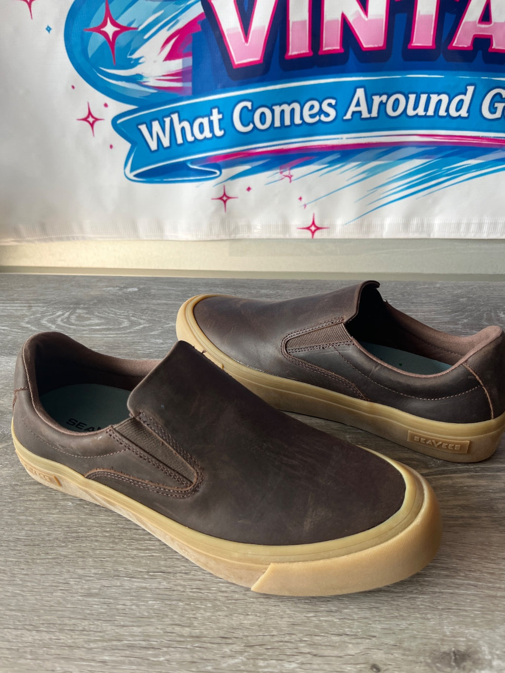 SeaVees Hawthorne Slip On (Size M9)