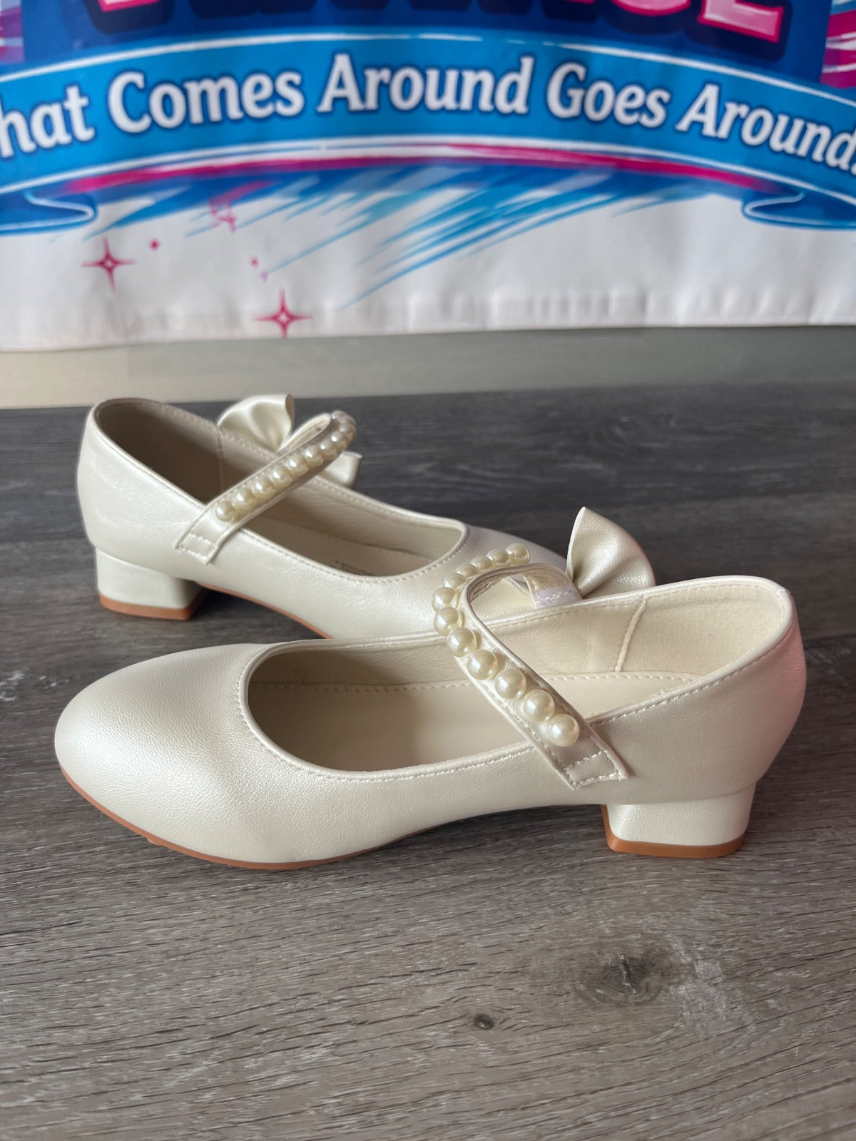 White Heels With Bow (Size 3.5)