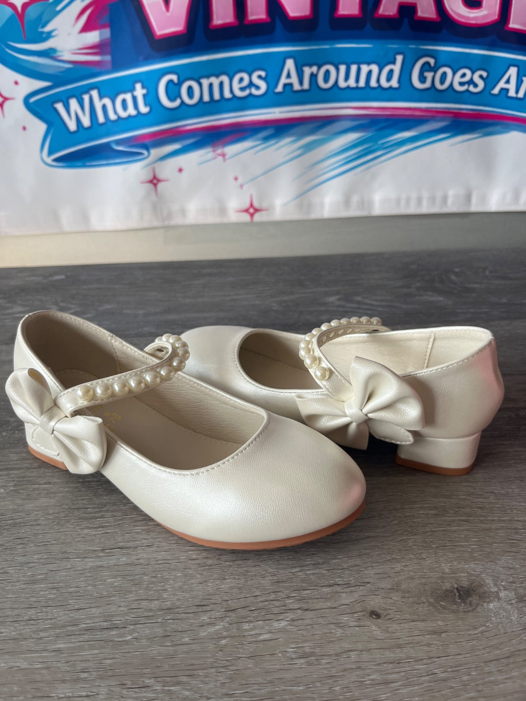 White Heels With Bow (Size 3.5)