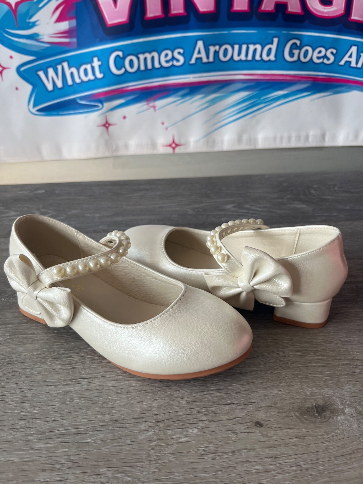 White Heels With Bow (Size 3.5)