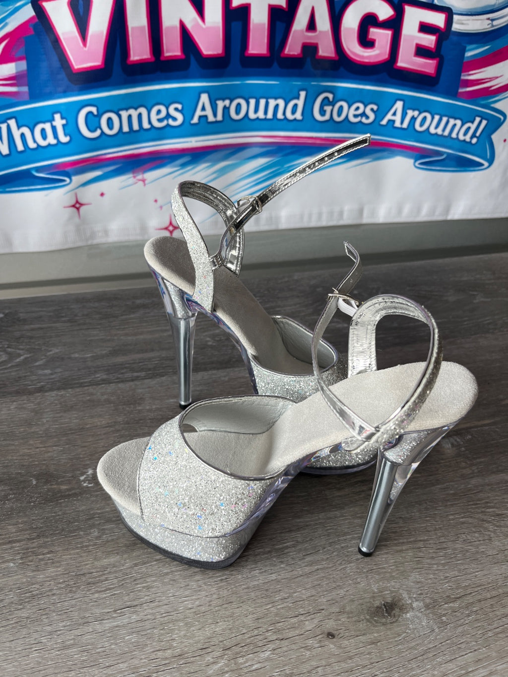 Sparkly Tall Pumps (Size W8.5)