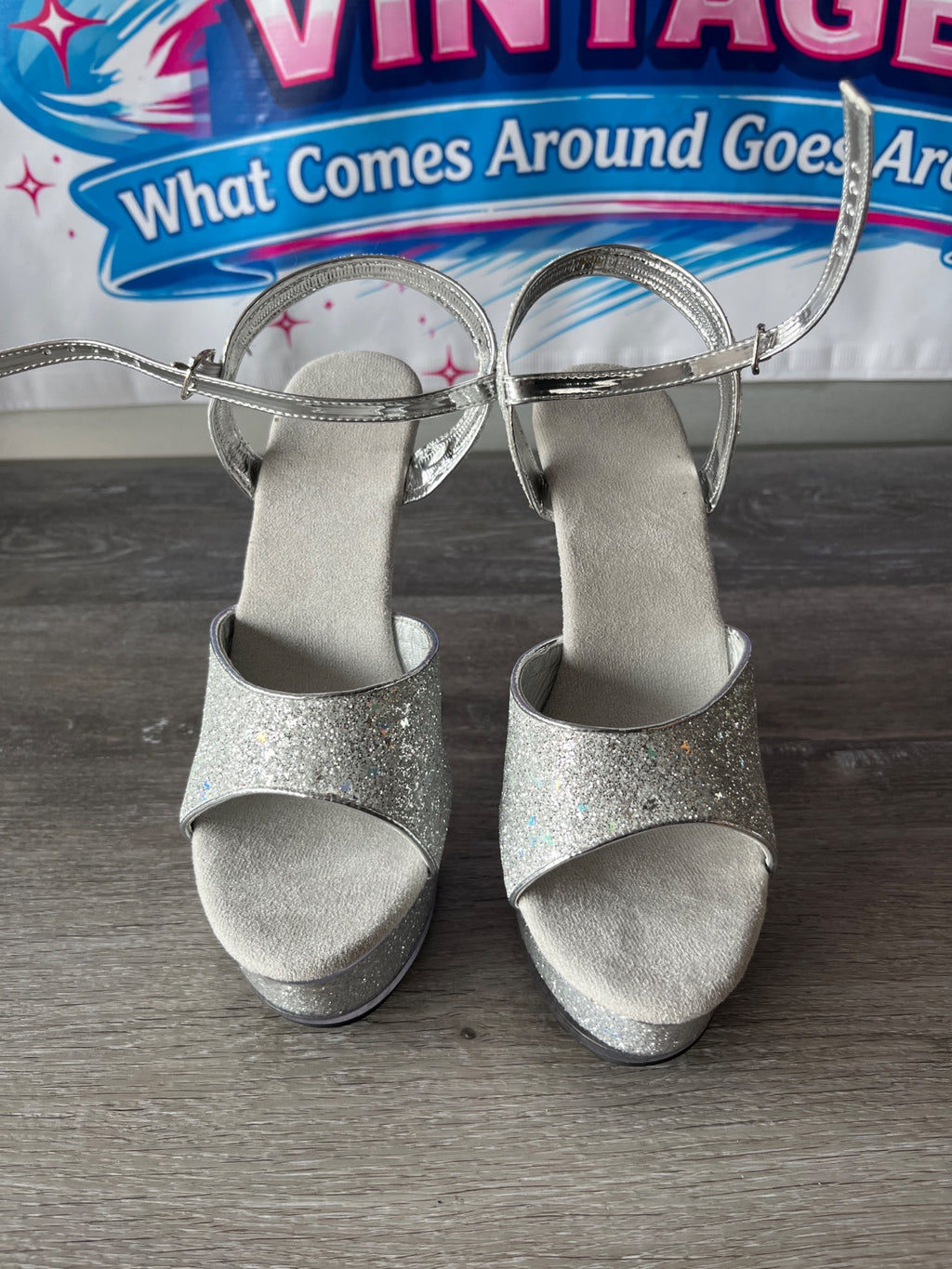 Sparkly Tall Pumps (Size W8.5)
