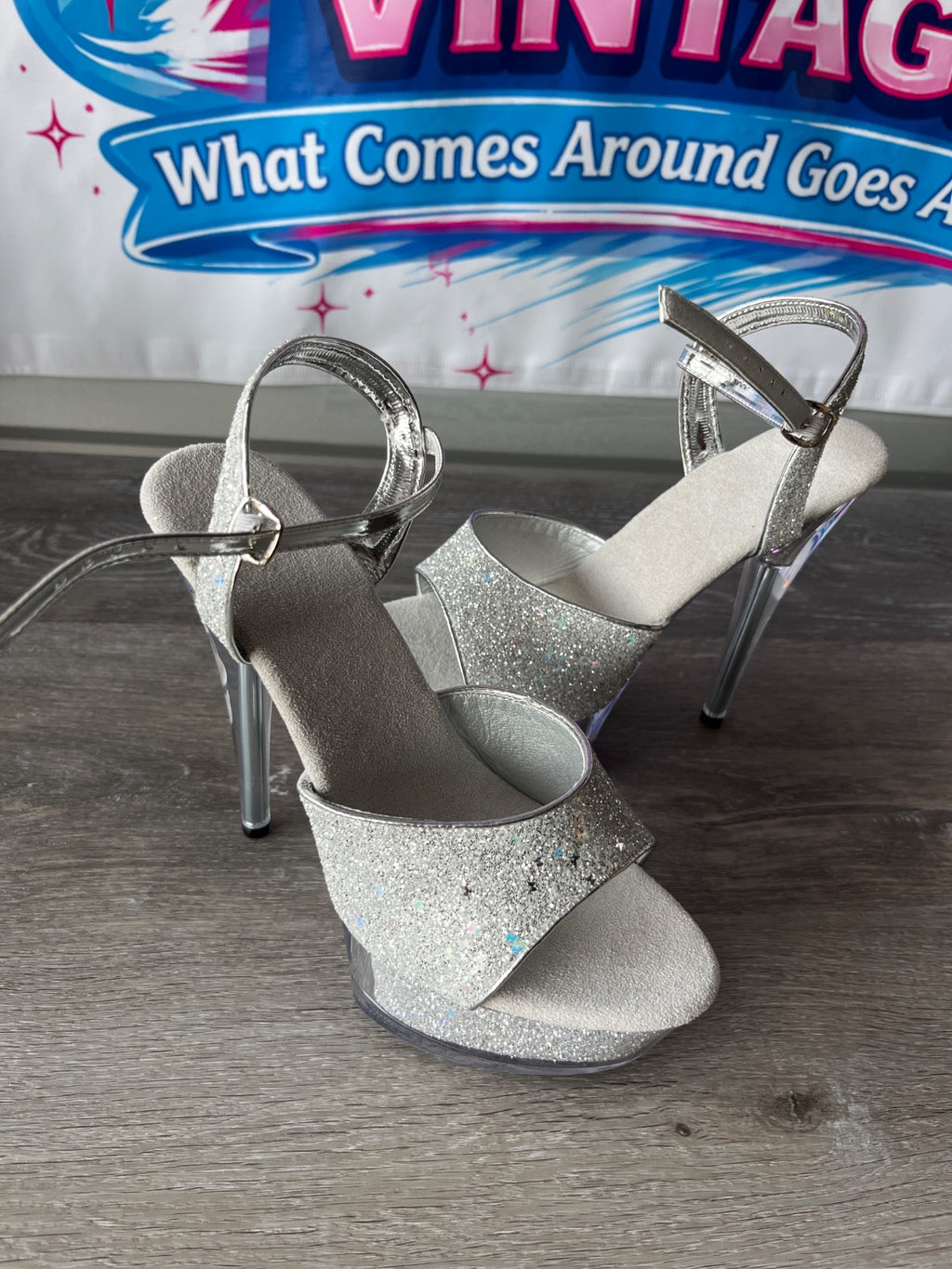 Sparkly Tall Pumps (Size W8.5)