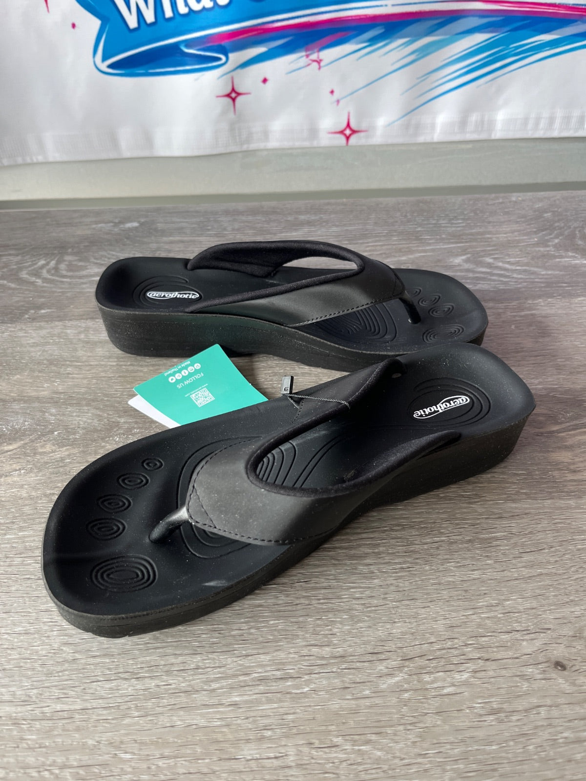 Aerothotic Black Flip Flops (Size W7.5)