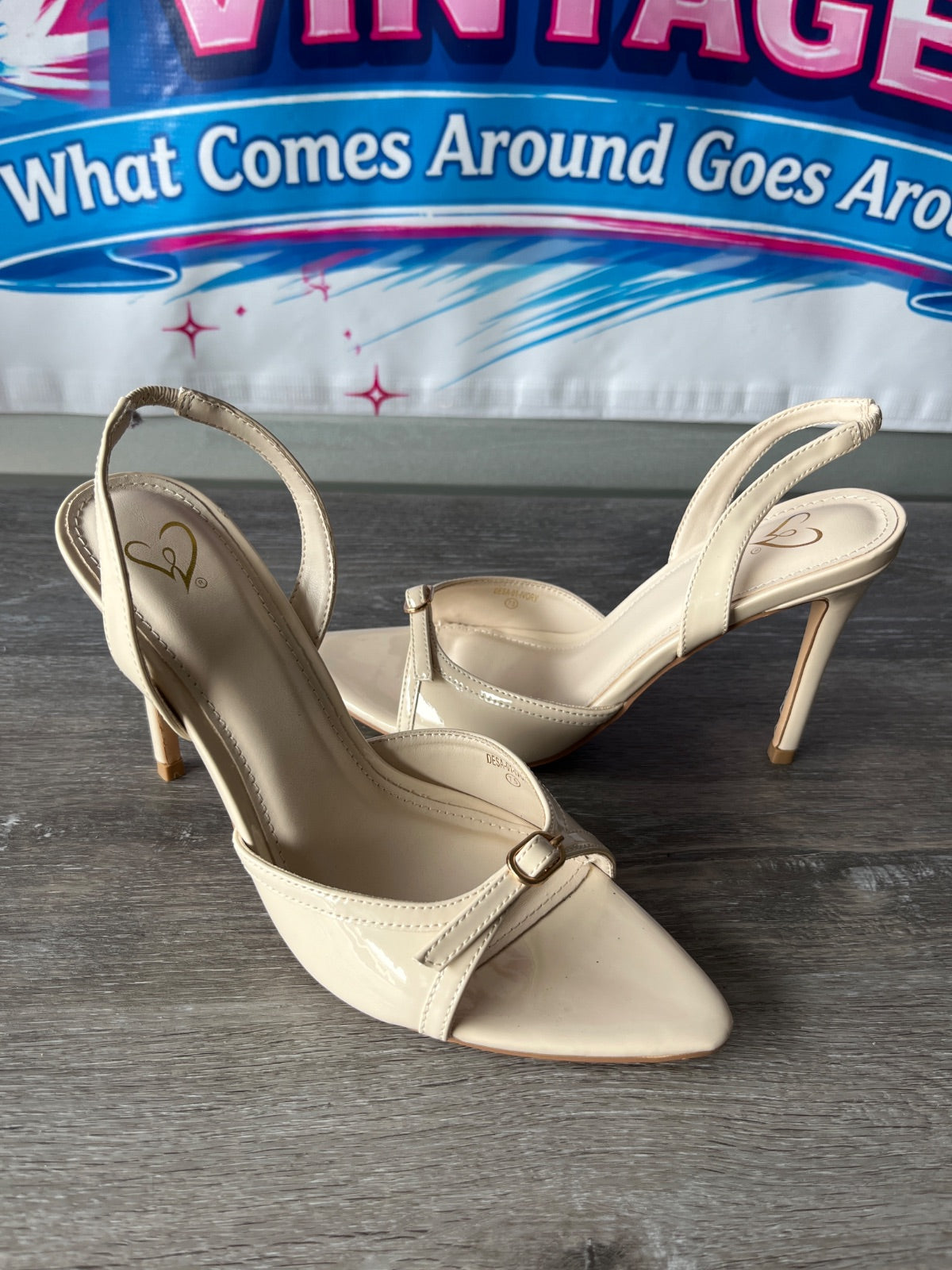 Windsor Desa Nude Thin Heel(Size W7.5)