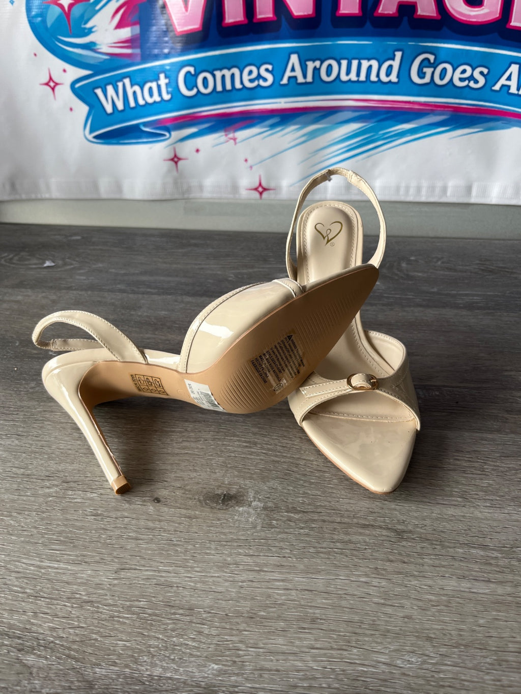Windsor Desa Nude Thin Heel(Size W7.5)