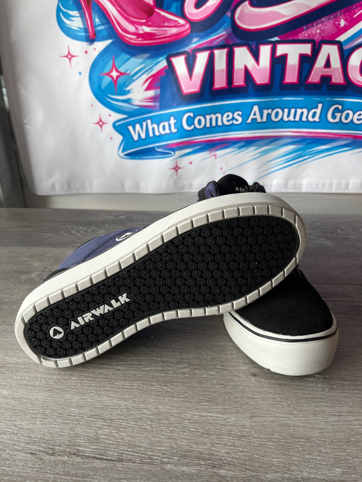 Airwalk Venice Mid (Size M8)