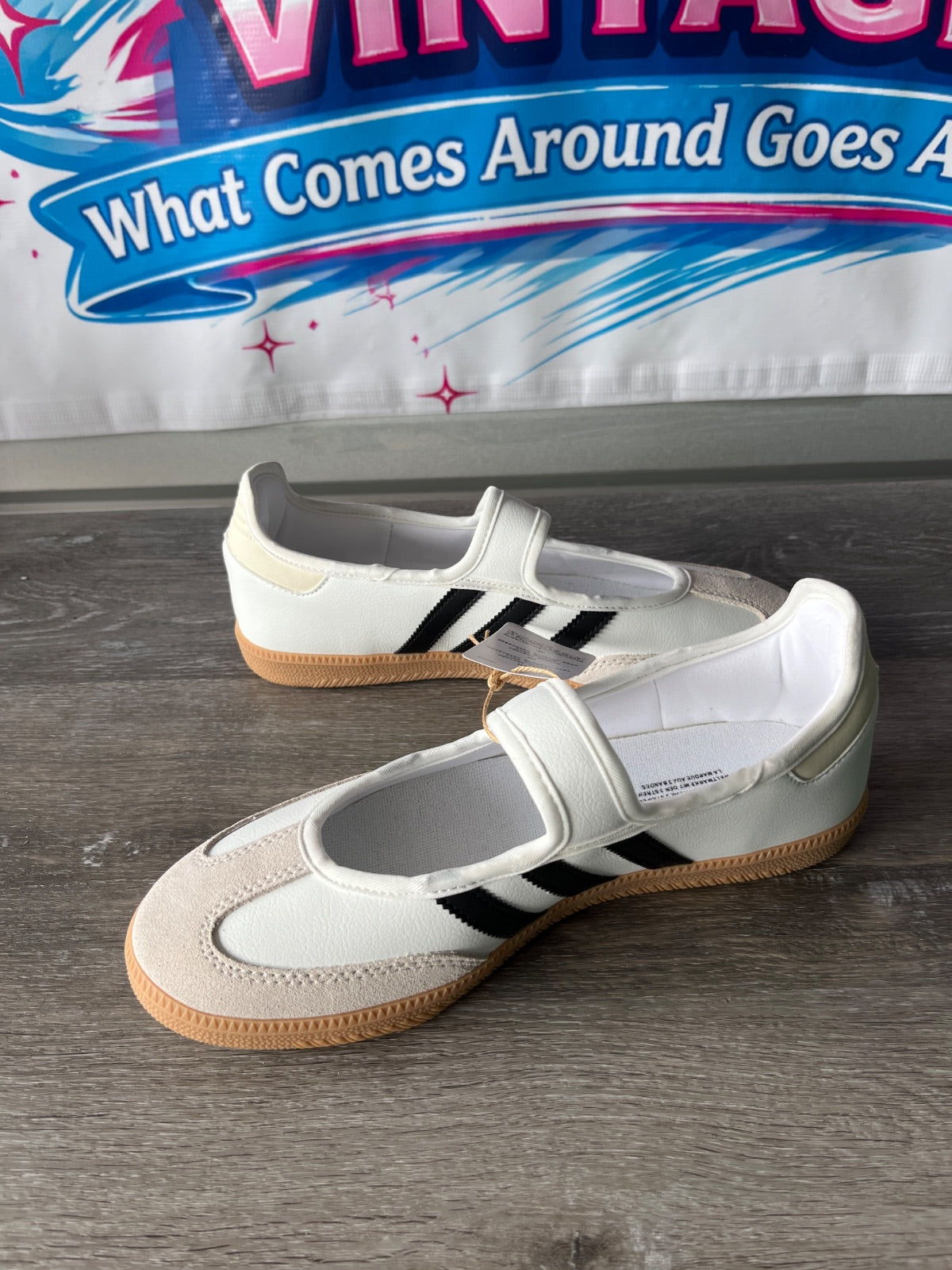 Adidas Samba Jane (Size W7)
