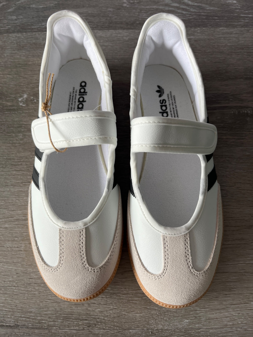 Adidas Samba Jane (Size W7)