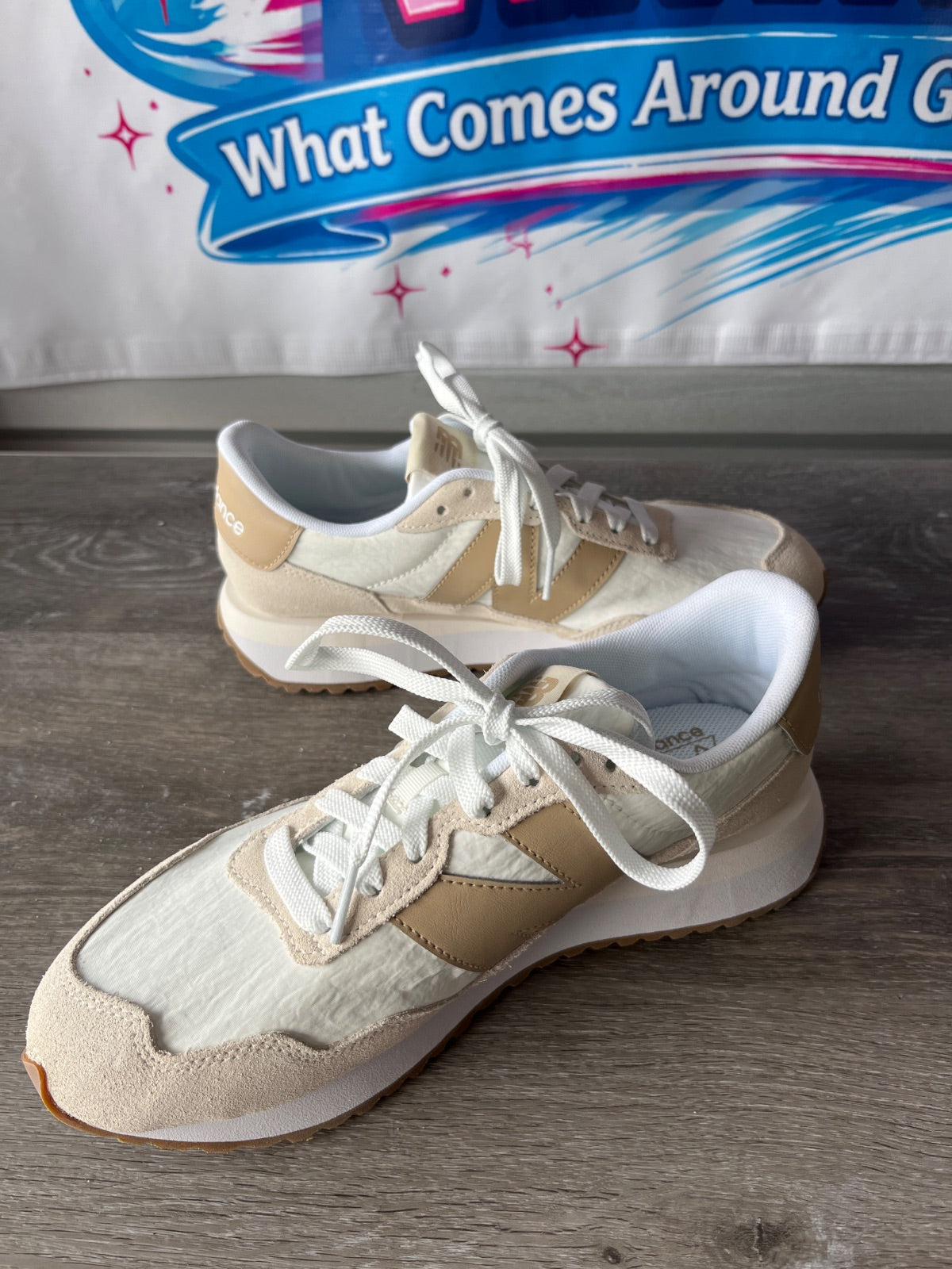 New Balance 237 (Size W8.5)