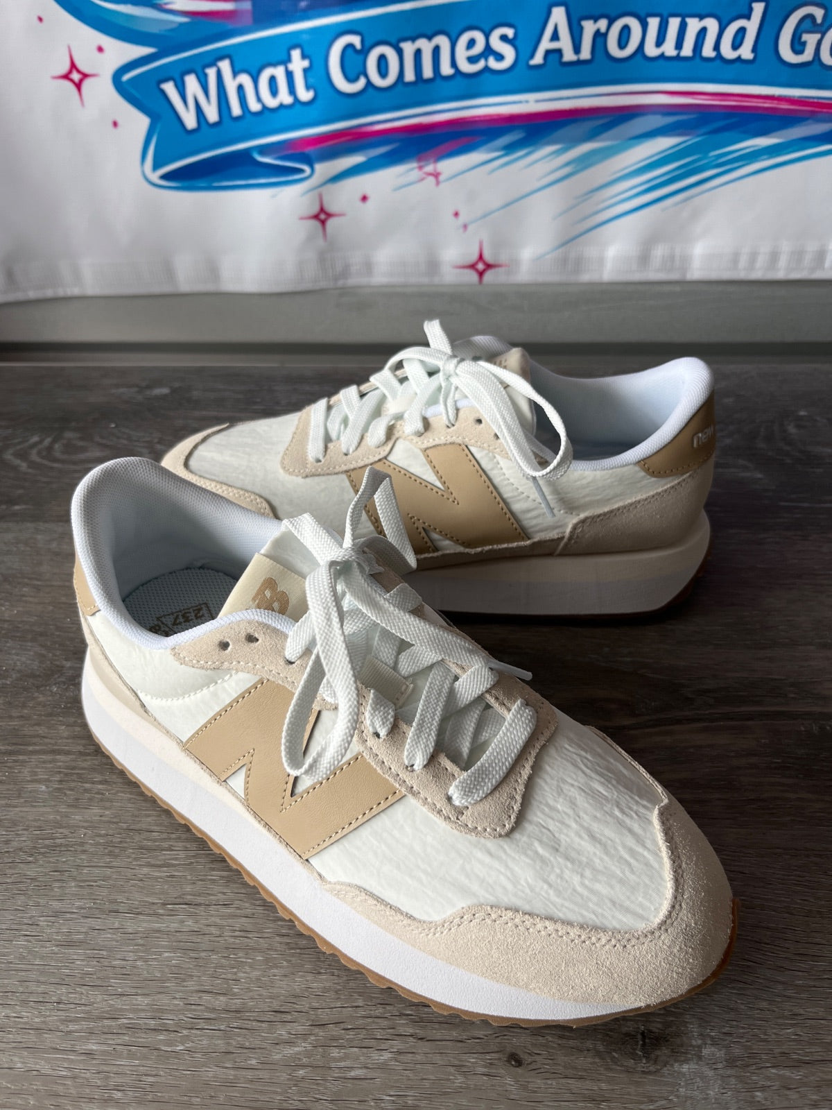 New Balance 237 (Size W8.5)