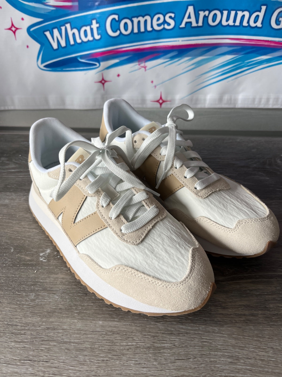 New Balance 237 (Size W8.5)